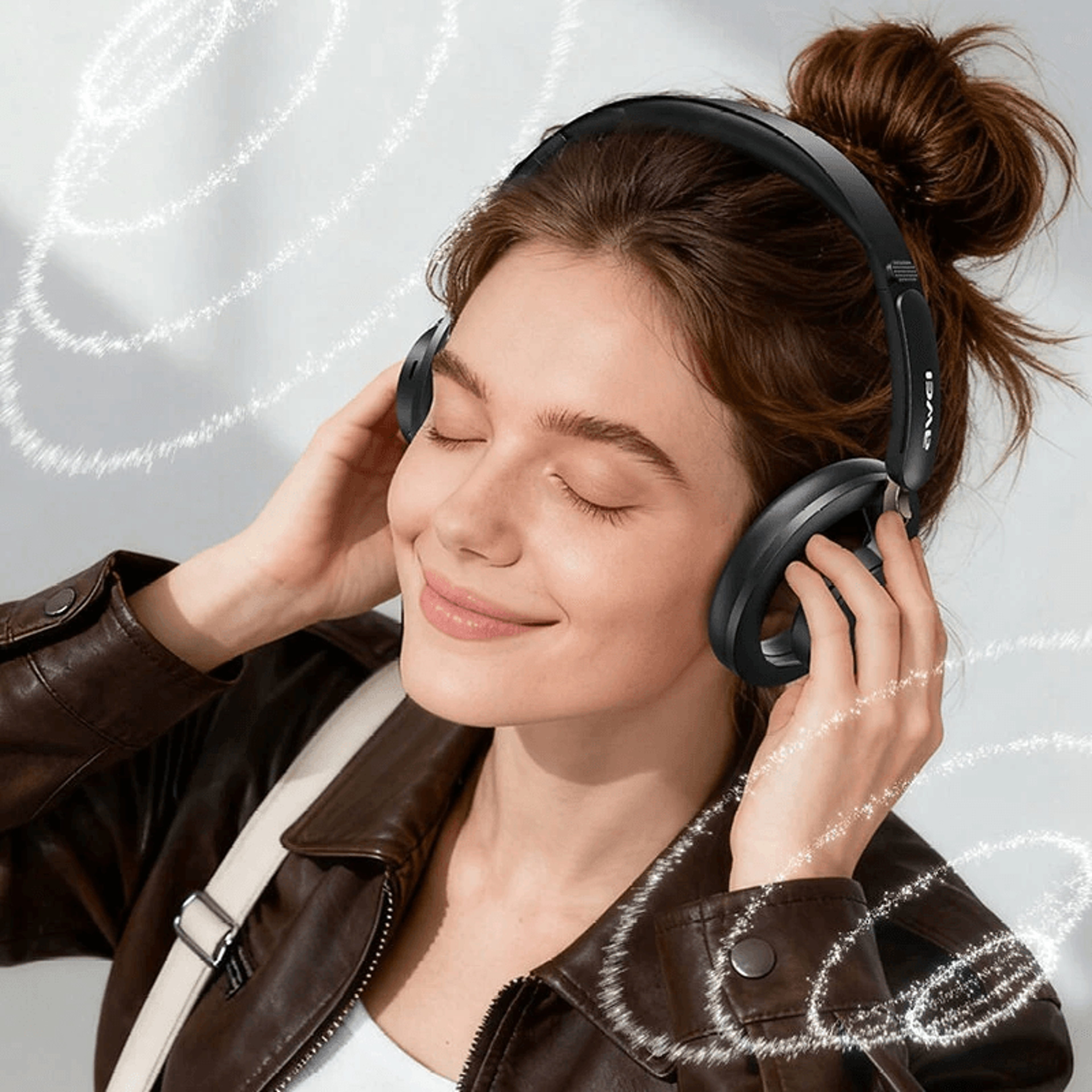 Wireless Gaming Headset With Mic Bluetooth Deep Bass Hour Battery 2