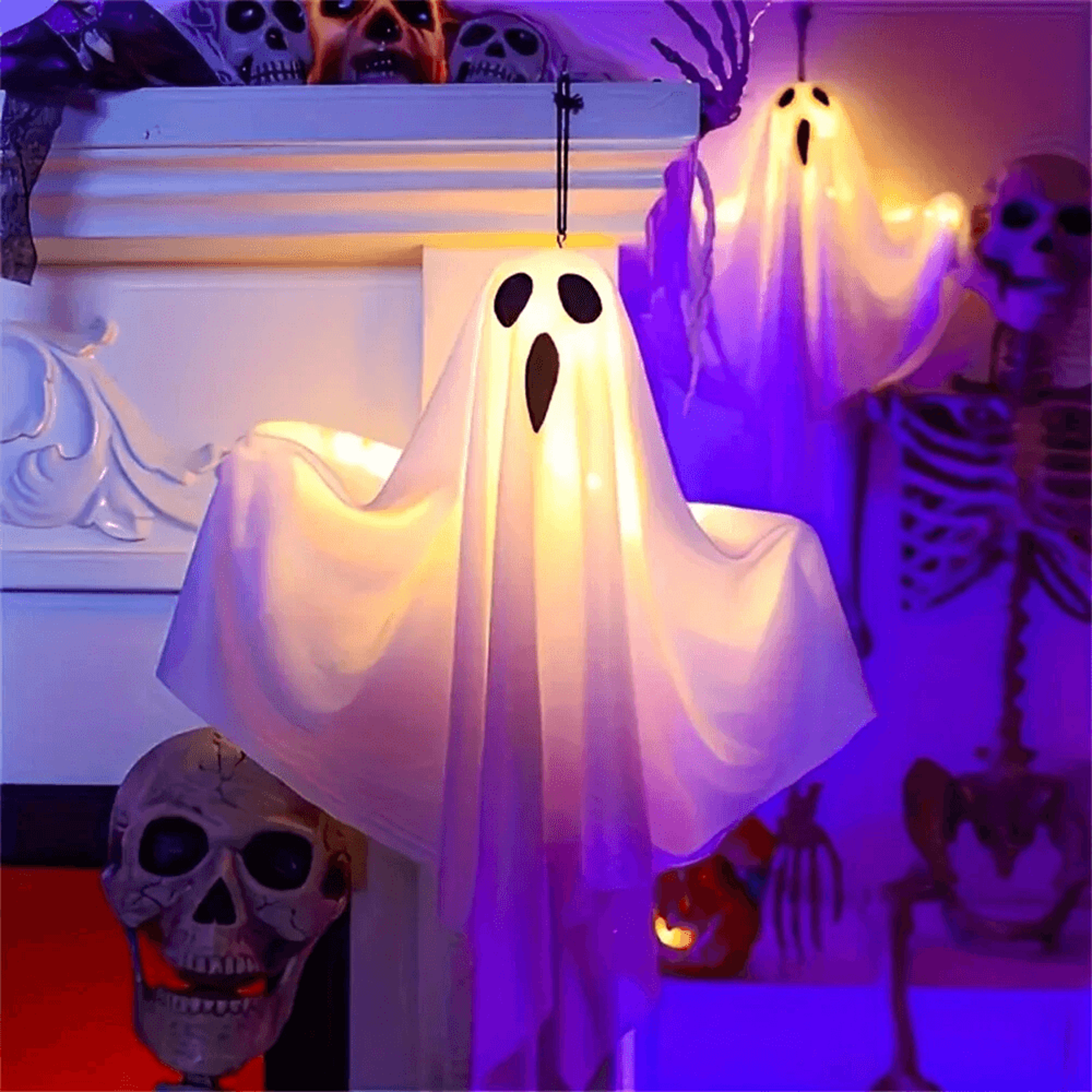 halloween led hanging ghost light with bendable arms and lighting modes