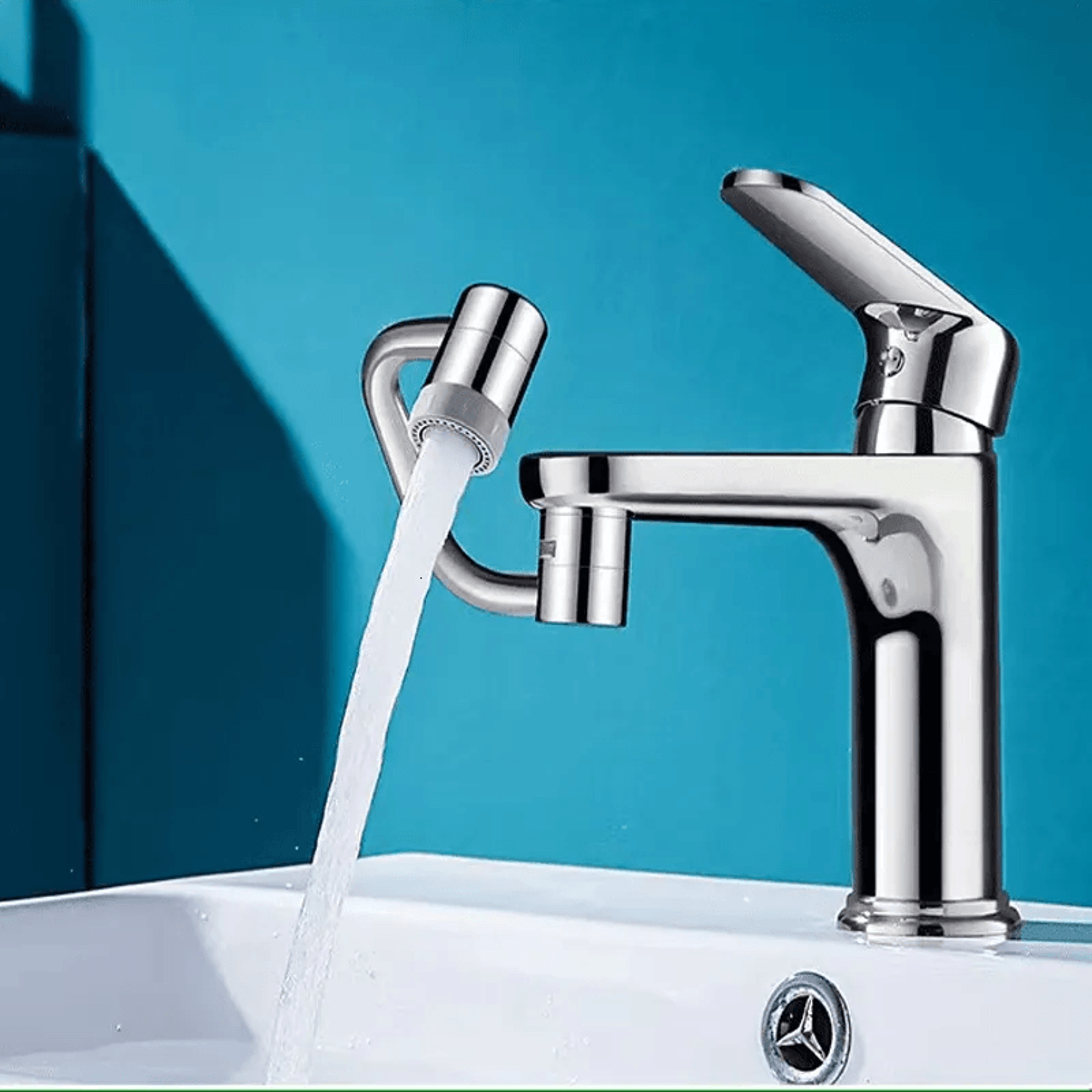 rotatable faucet sprayer head for kitchen and bathroom sinks