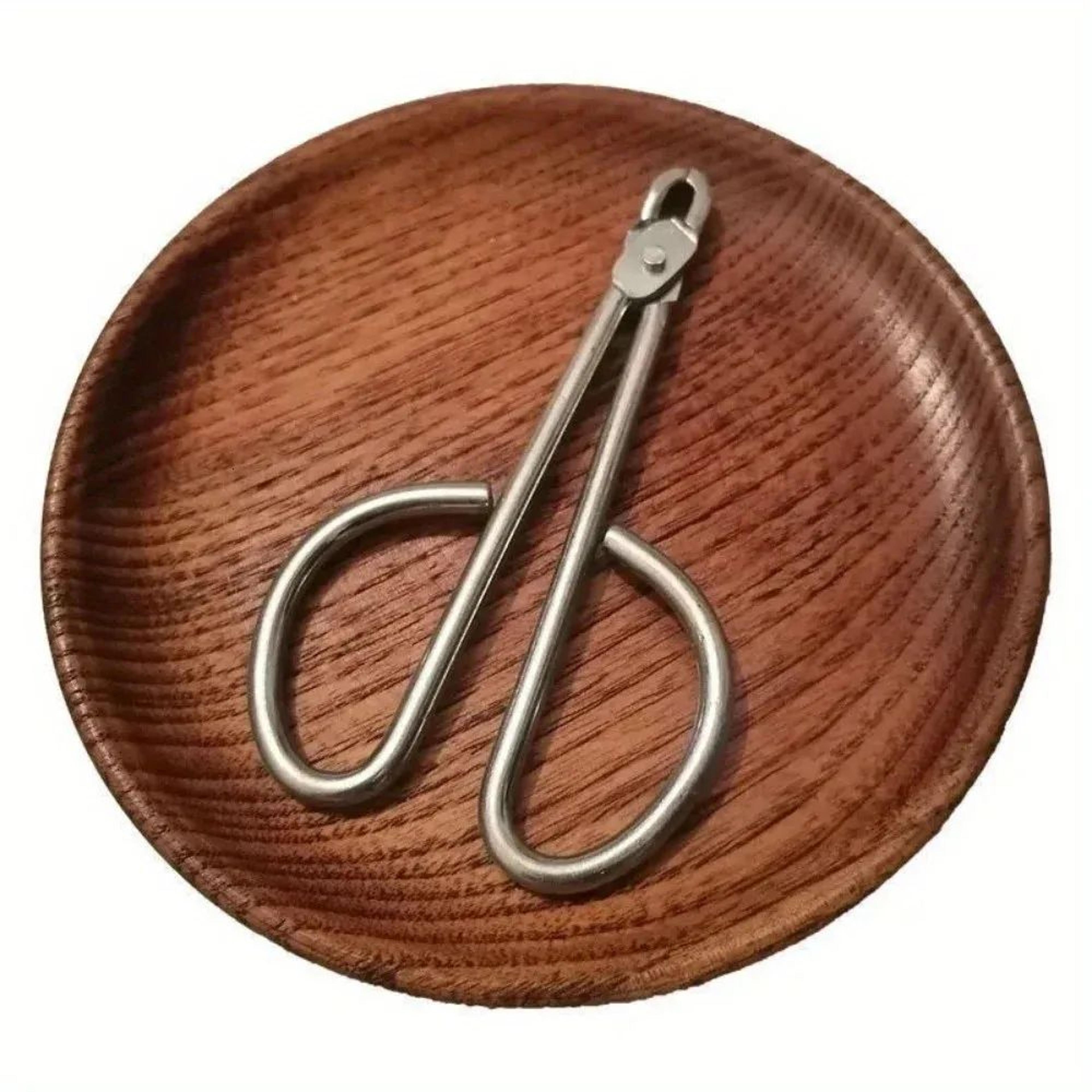 stainless steel pine nut cracker pliers with labor saving handheld design
