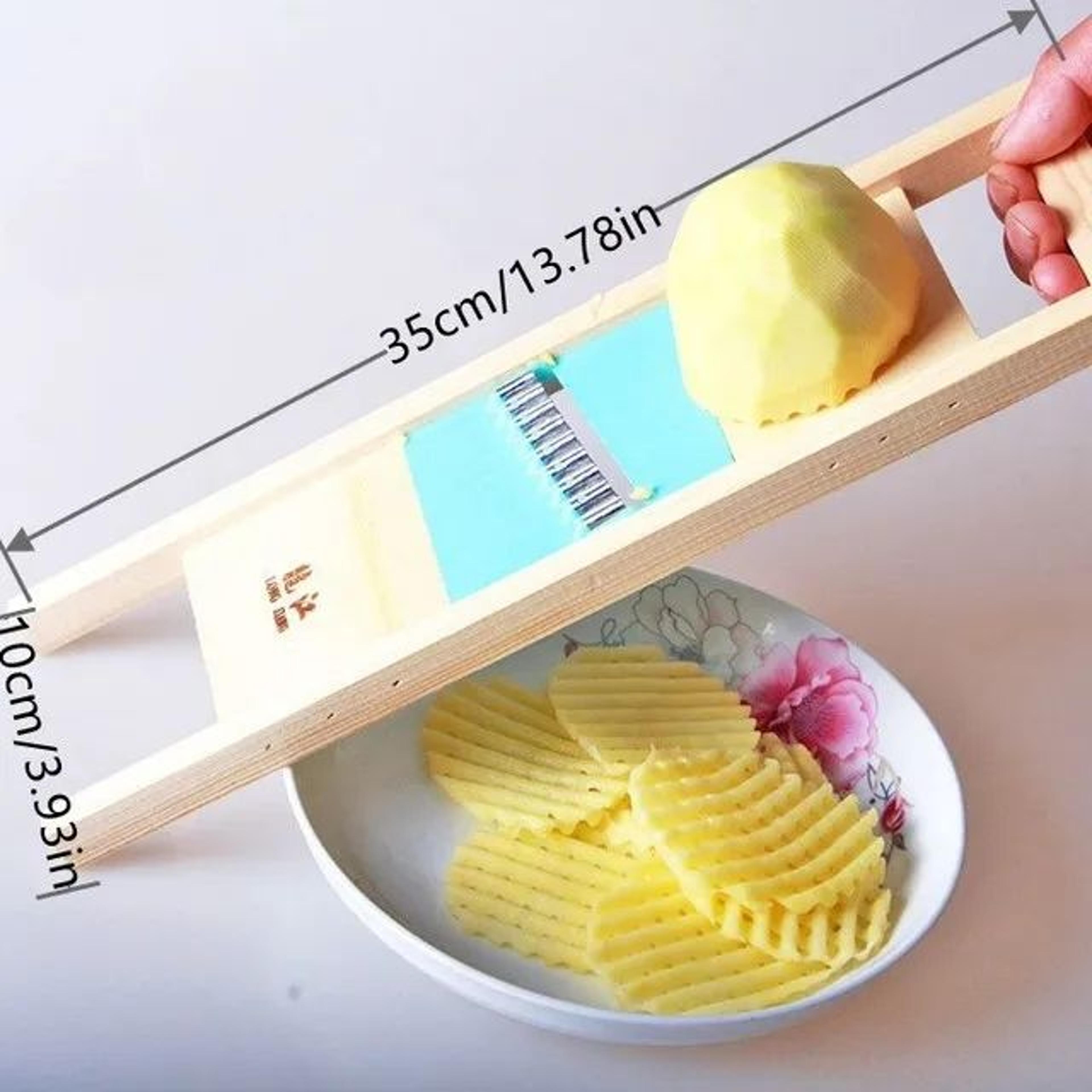 Wooden Handle Potato Slicer With Stainless Steel Wavy Blade For Vegetable Cutting 2