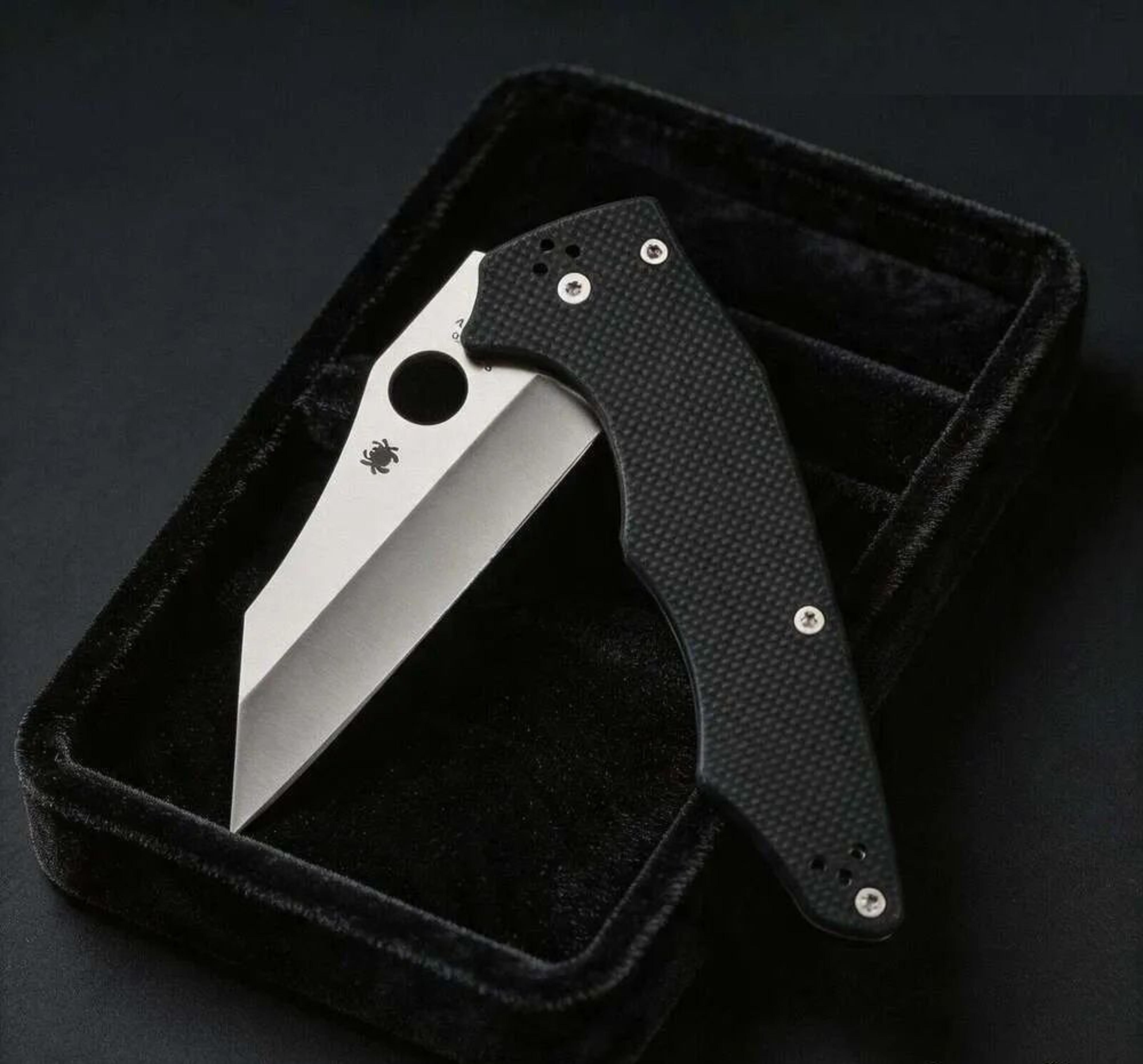 Tactical Folding Knife Set With Multi Color Handles For Outdoor Camping 2