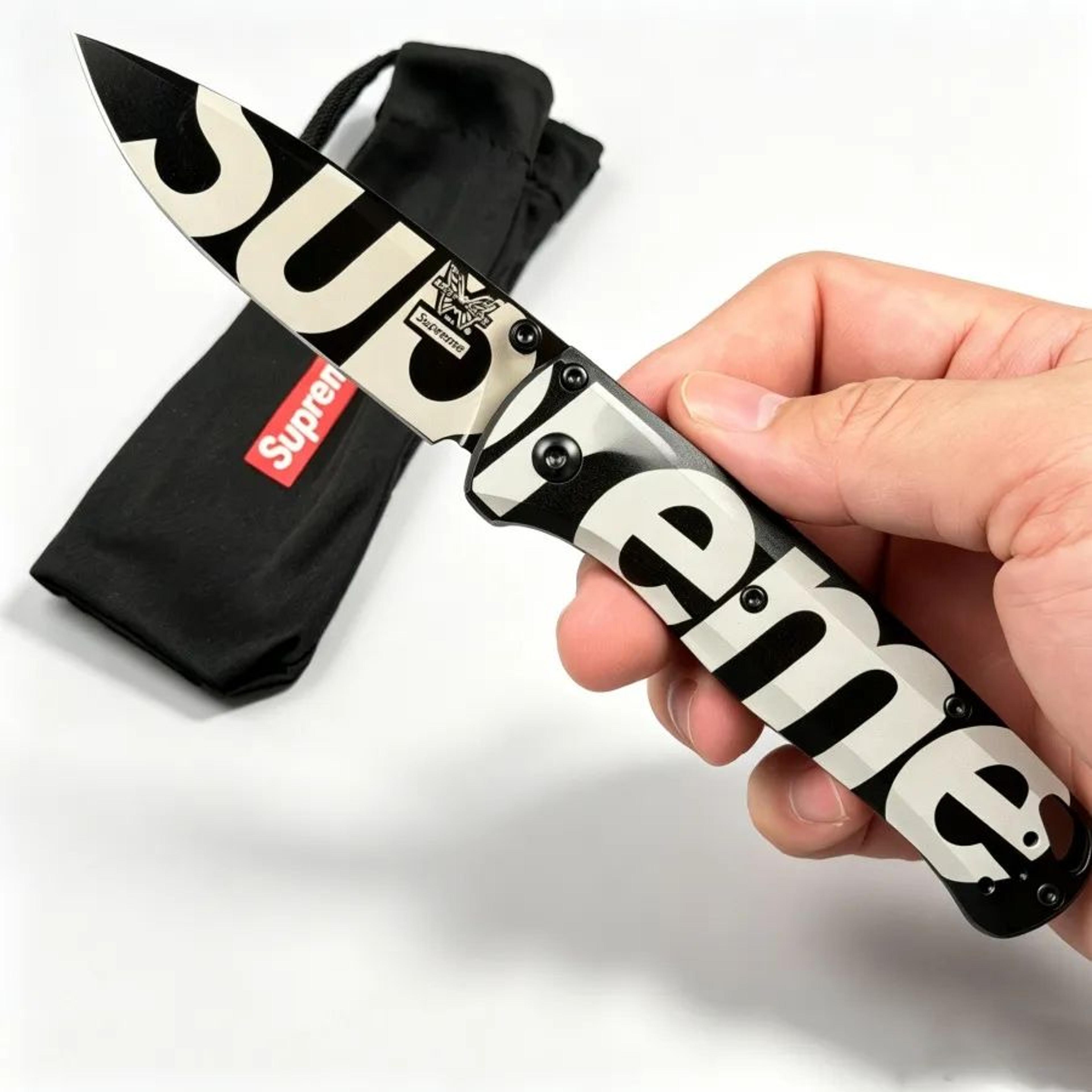 pocket knife with stainless steel blade and wood handle