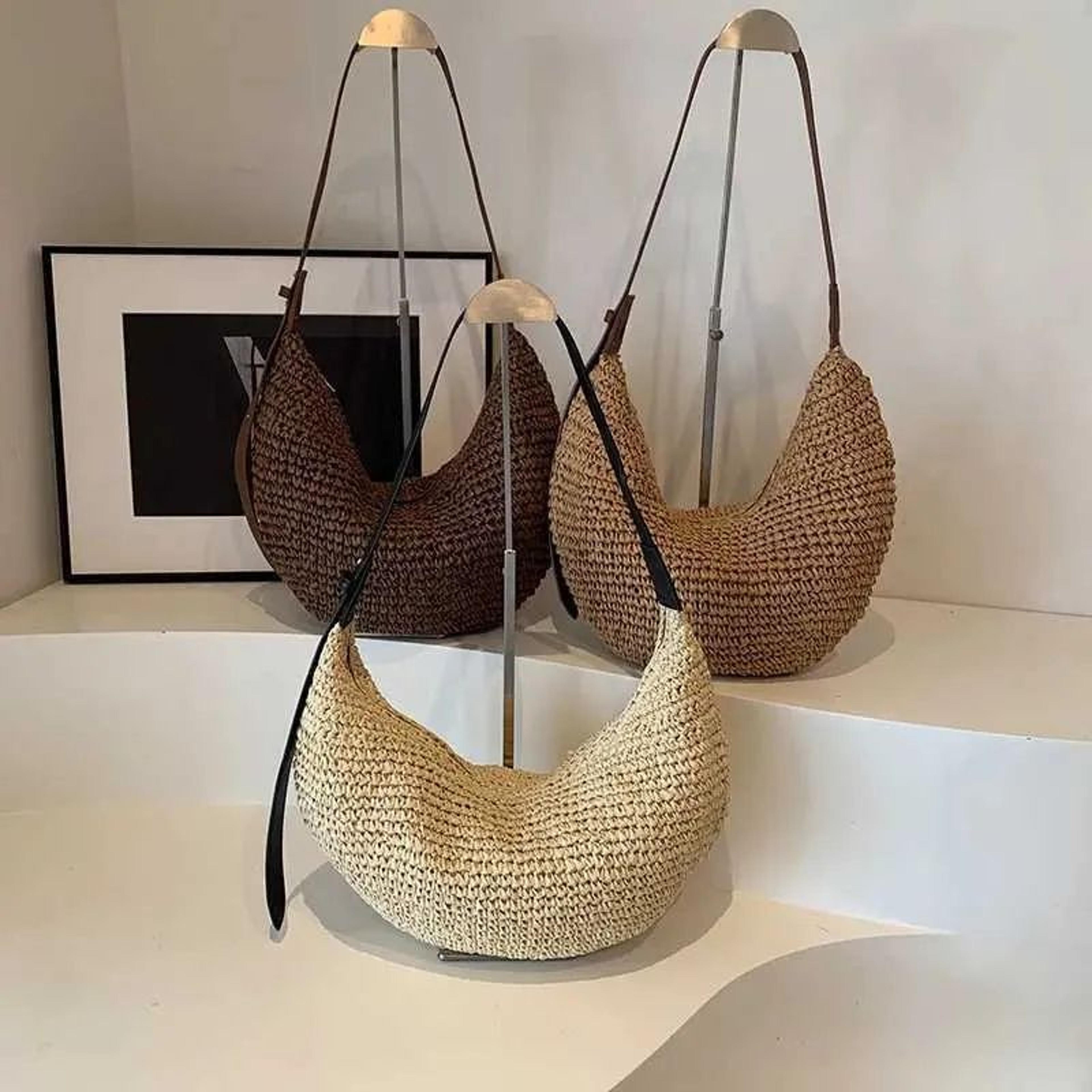 bohemian crossbody bag with pu leather and zipper closure for casual everyday wear