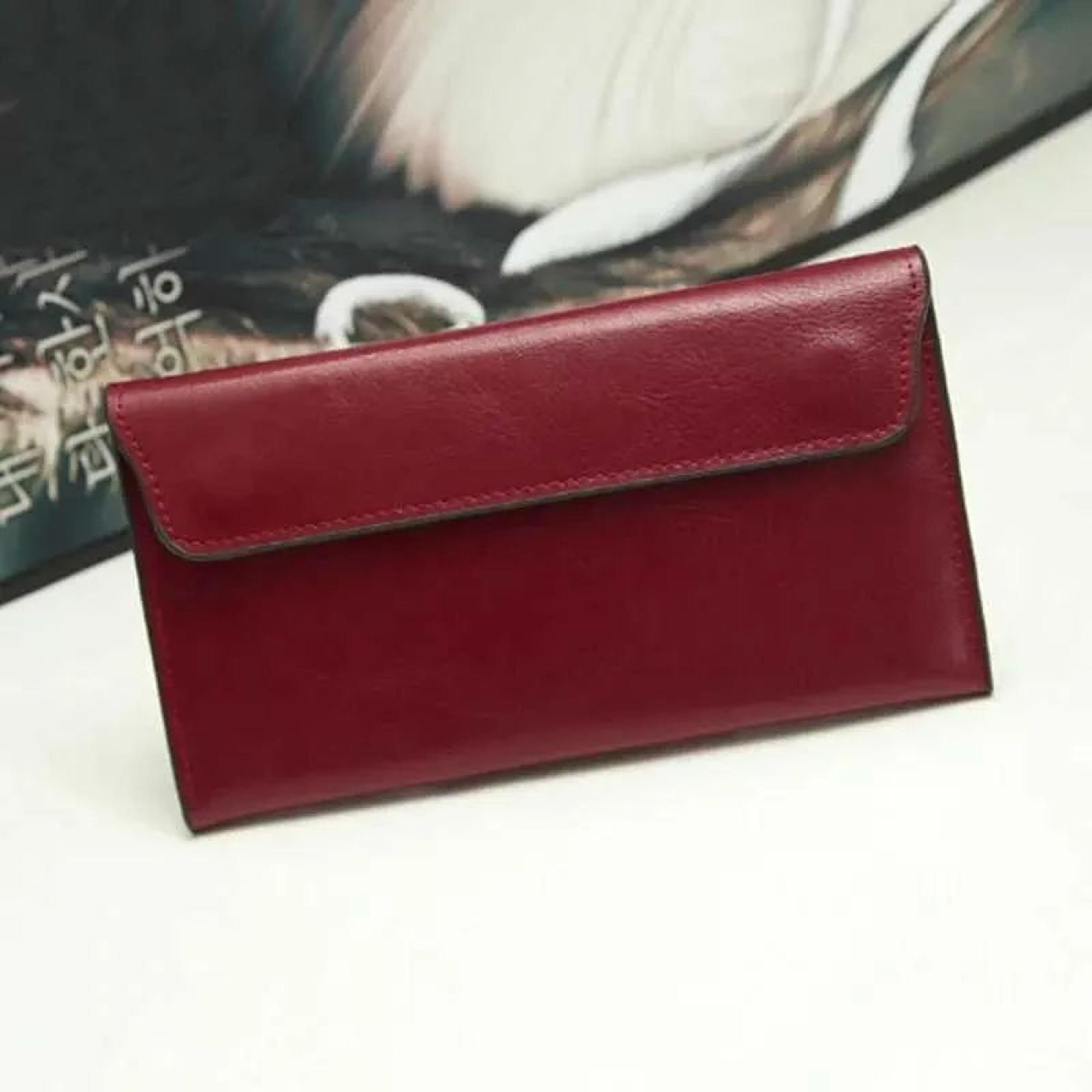 Womens Slim Long Clutch Wallet With Zipper Closure And Elegant Design 9