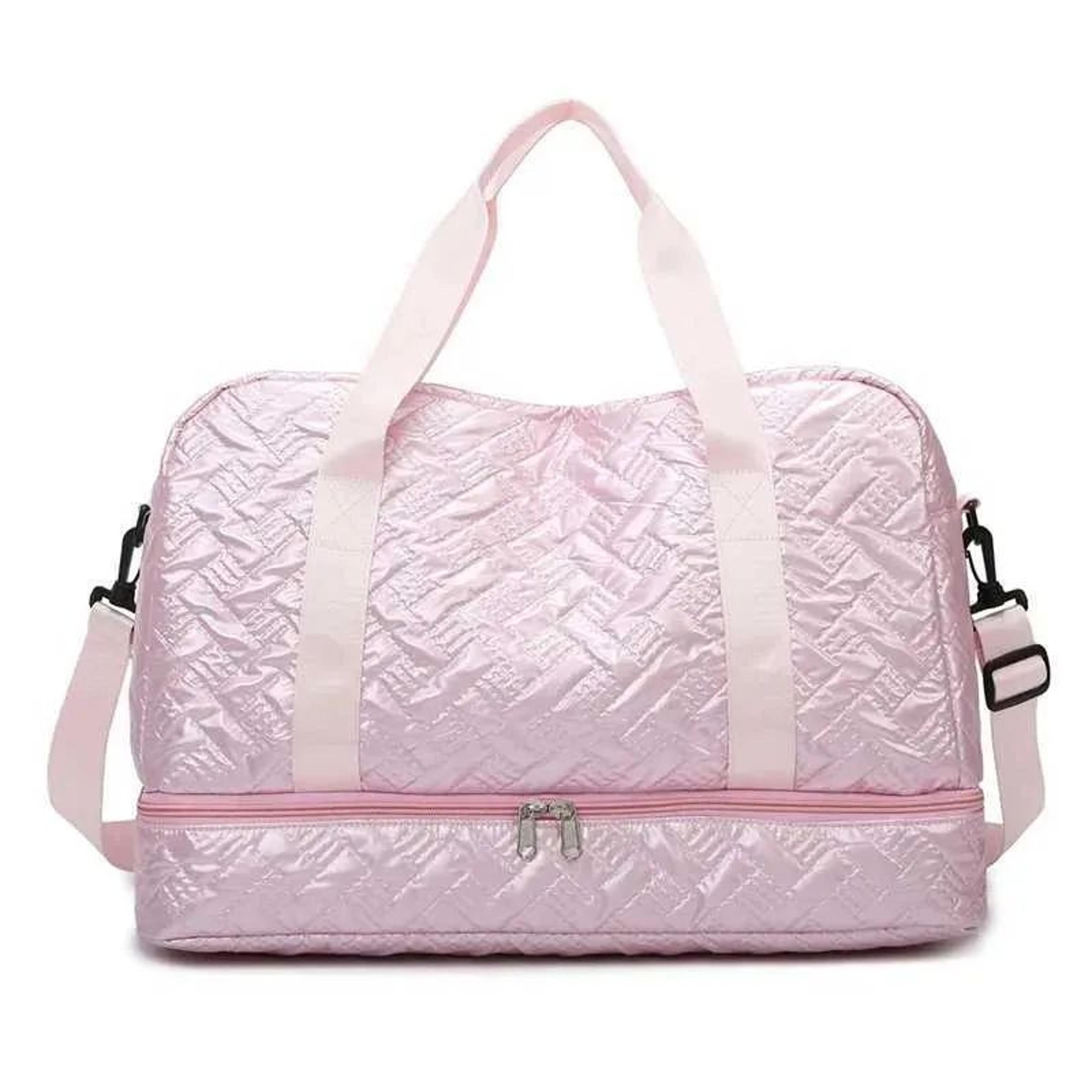 Lightweight Travel Duffle Bag With Large Capacity And Foldable Weekender Design 9