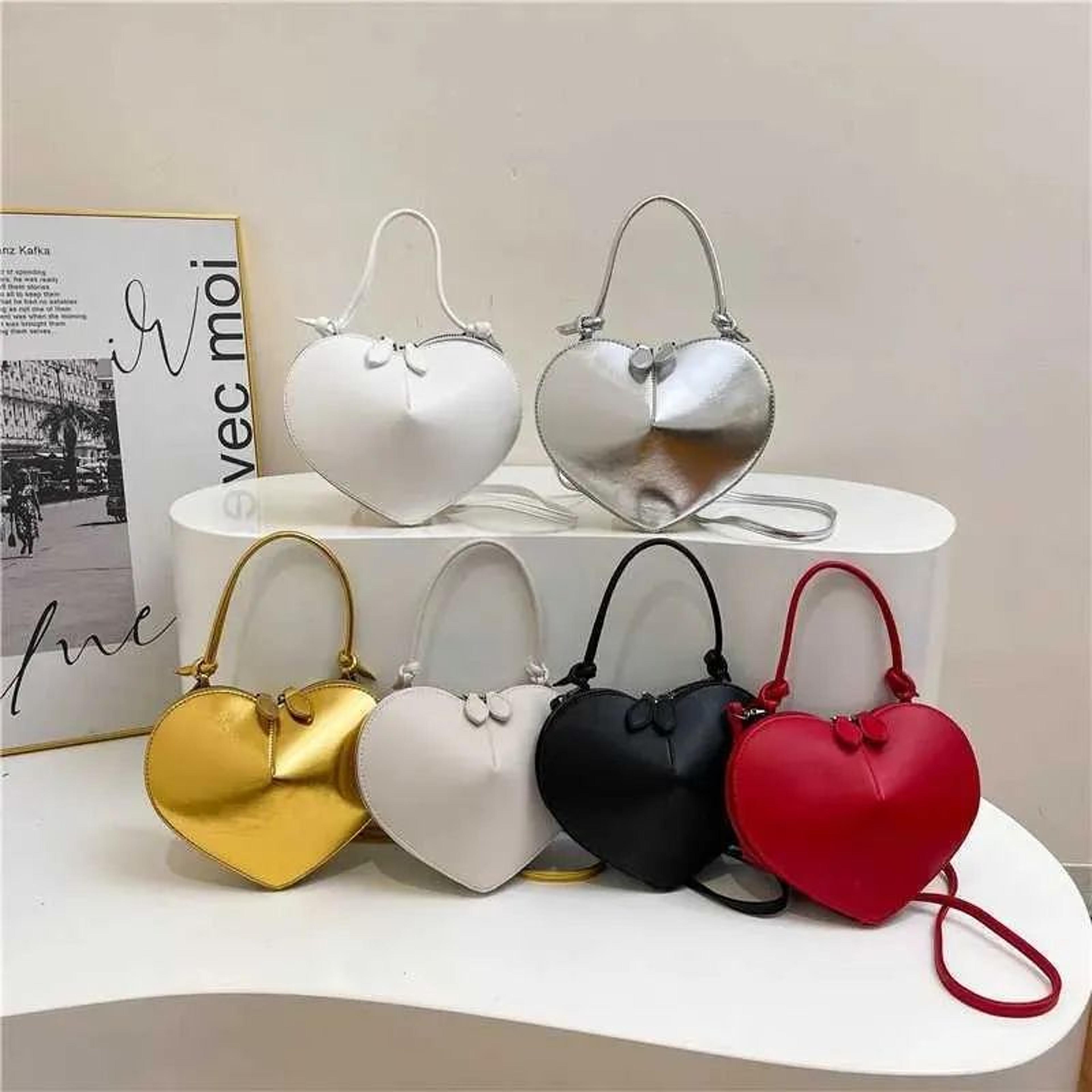 women's heart shaped handbag with pu leather crossbody and shoulder bag style