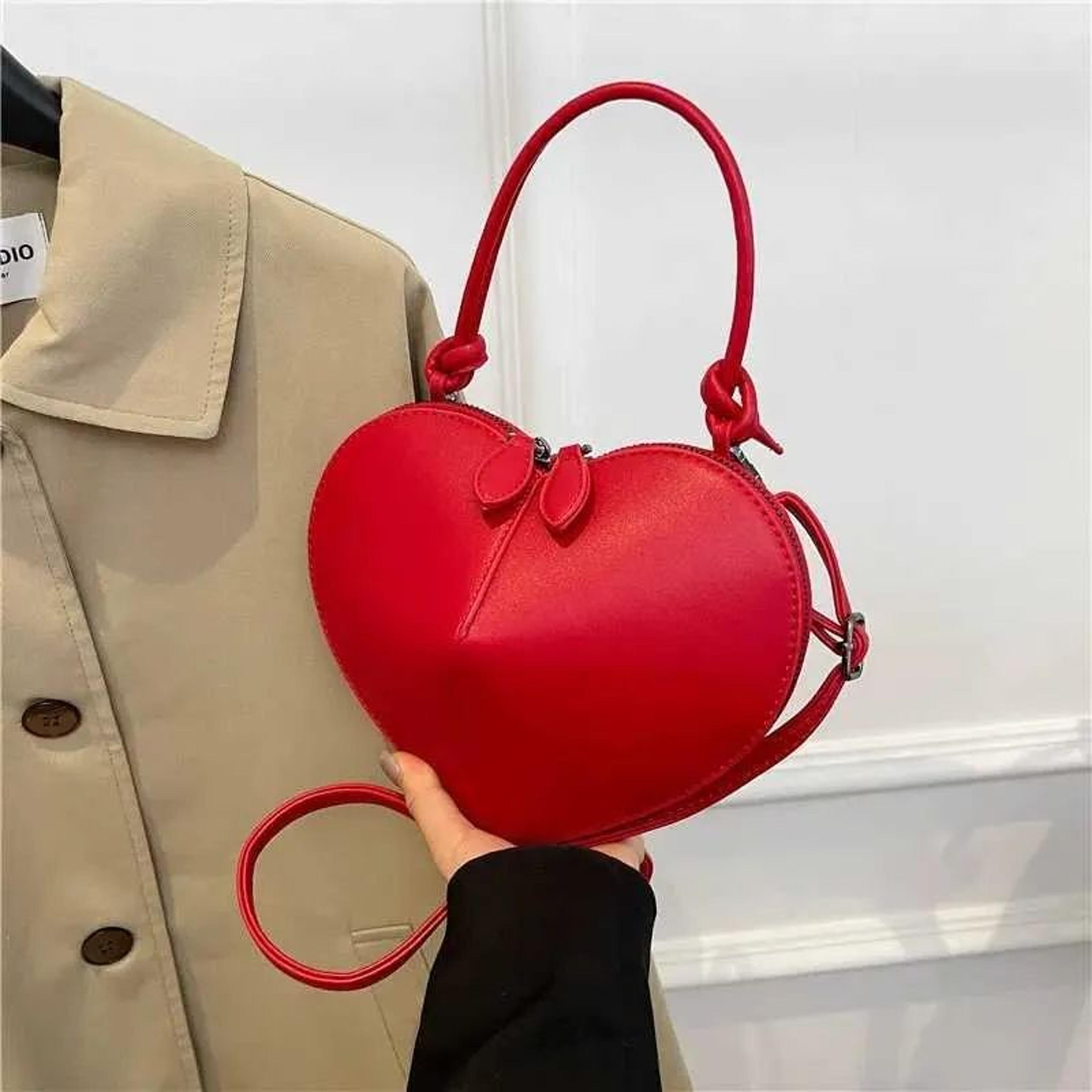 Womens Heart Shaped Handbag With PU Leather Crossbody And Shoulder Bag Style 1