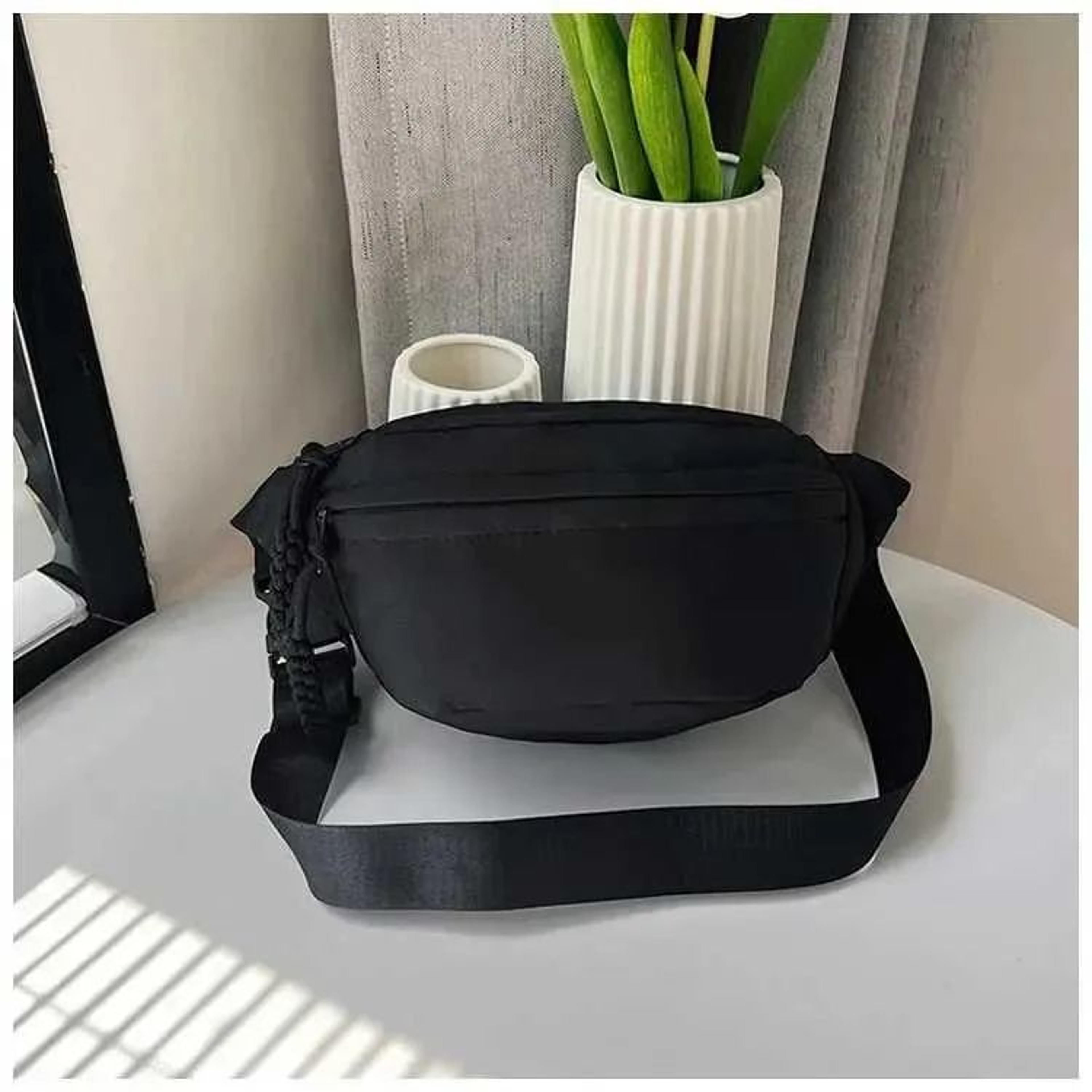 Crescent Crossbody Bag Lightweight Solid Color Sports Waist Bag 5