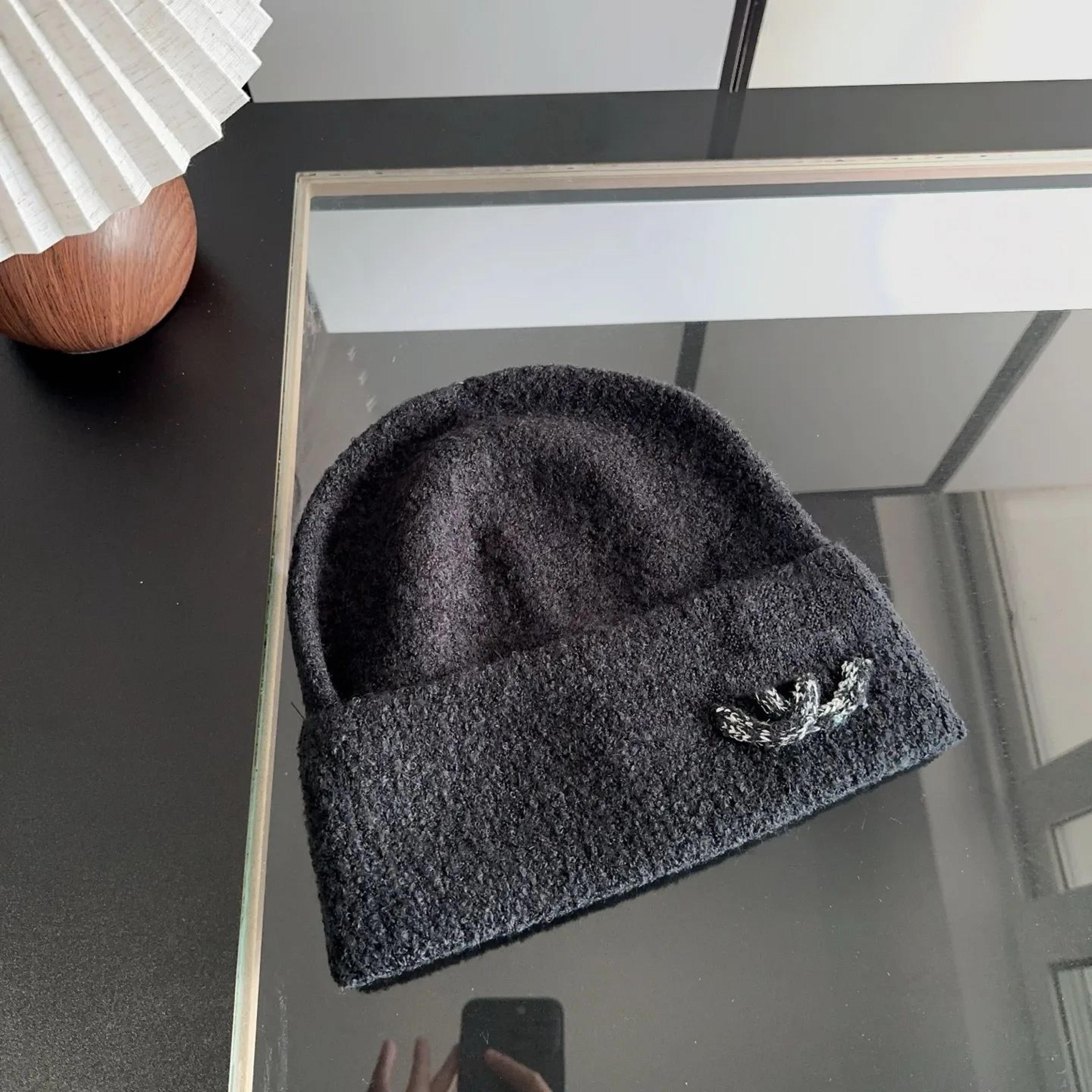 Knit Beanie Hat For Men And Women Warm Unisex Skull Cap For Outdoor Wear 4