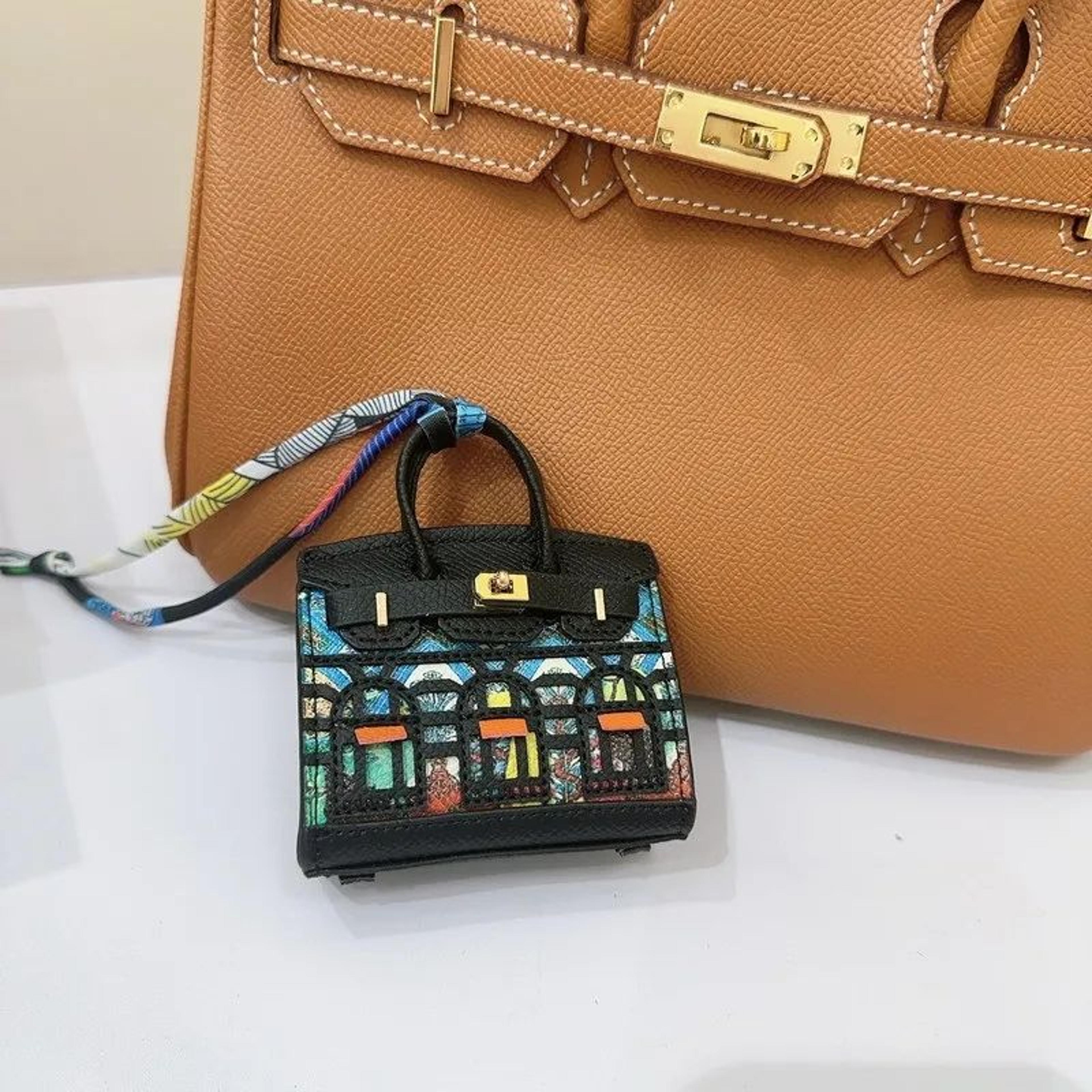 Mini House Keychain Pendant With Microfiber Pouch For Keys And Bags 5