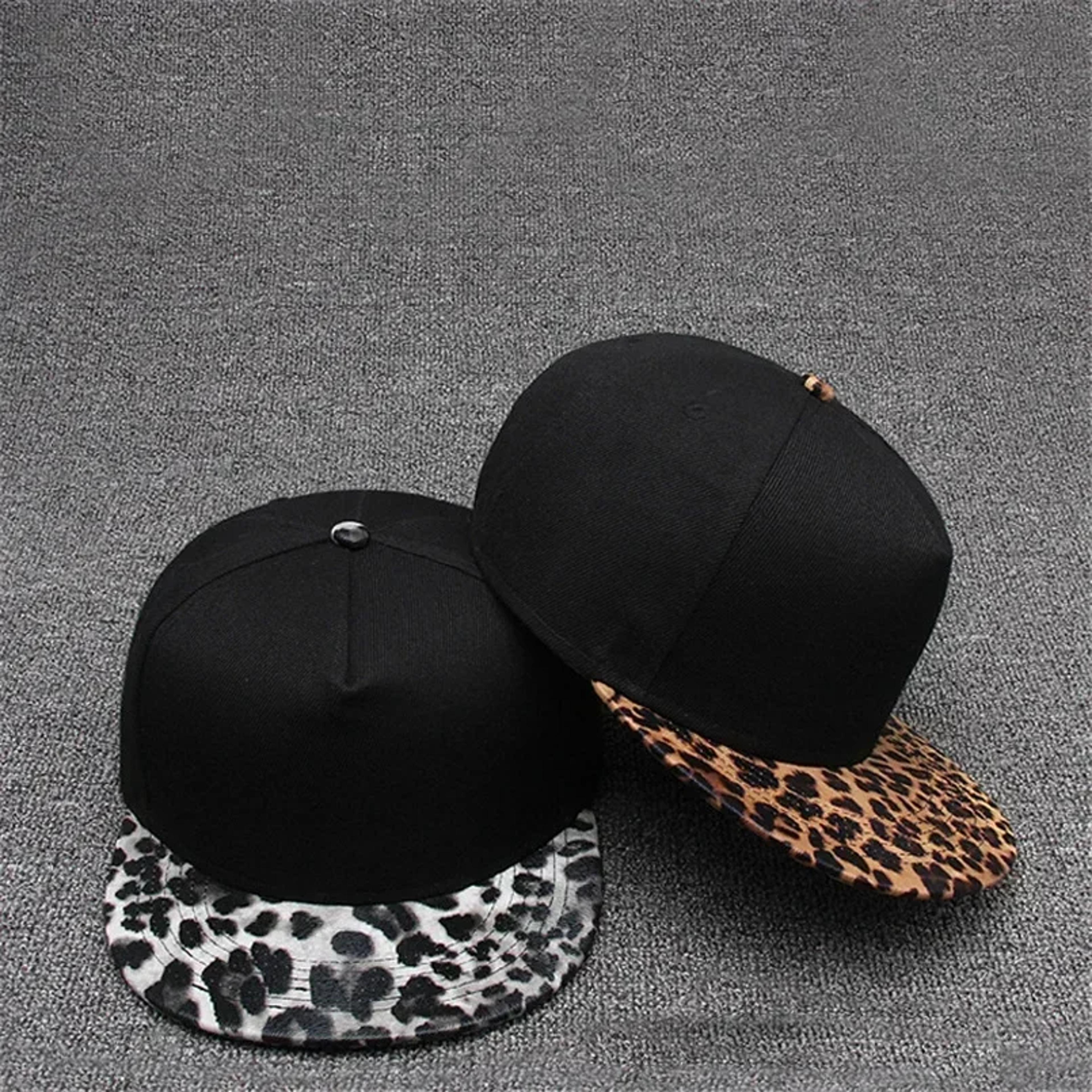 leopard print snapback cap adjustable flat brim streetwear hat for men and women