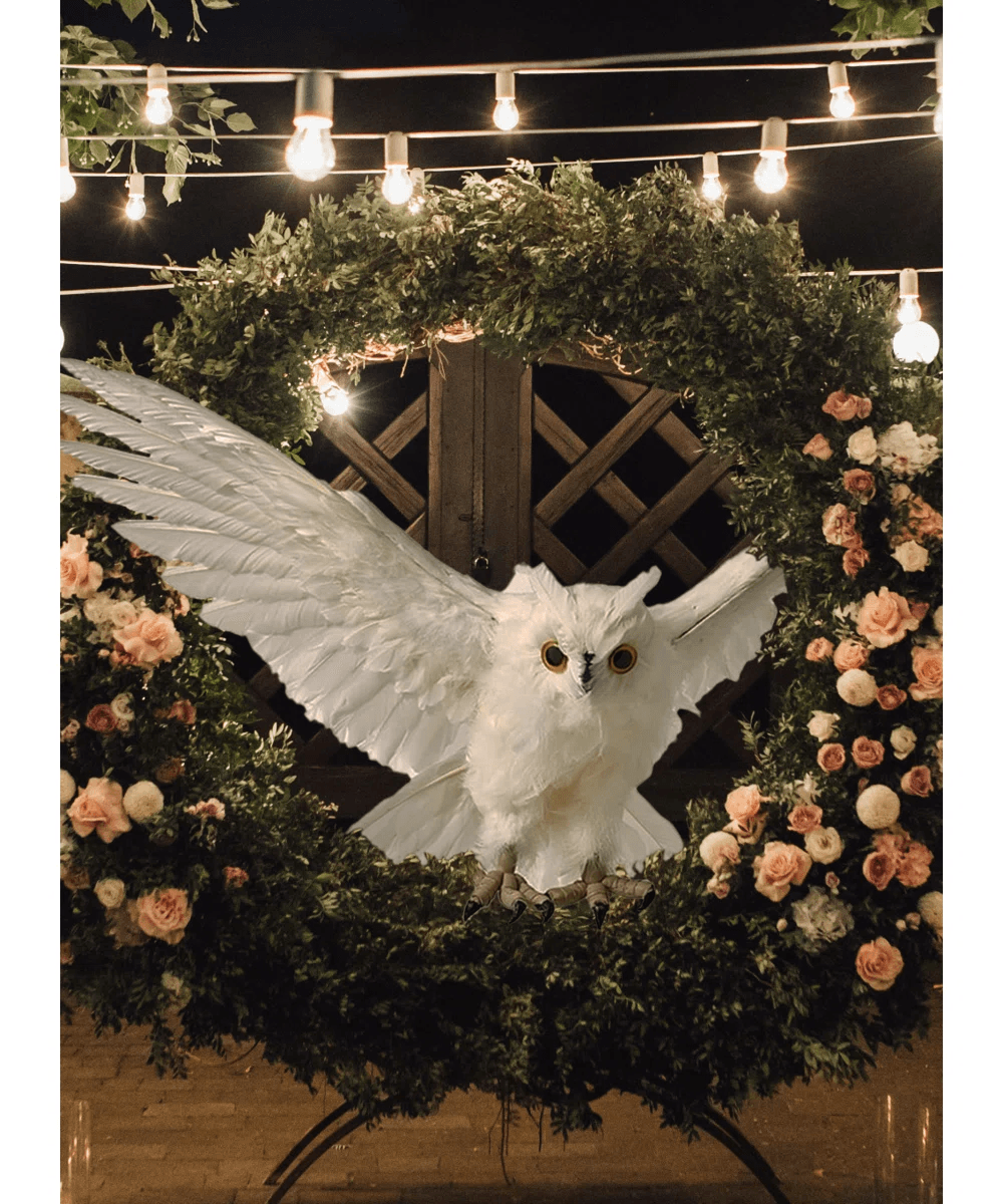 Realistic White Flying Owl Hanging Decoration With Feathers For Halloween And Christmas 4