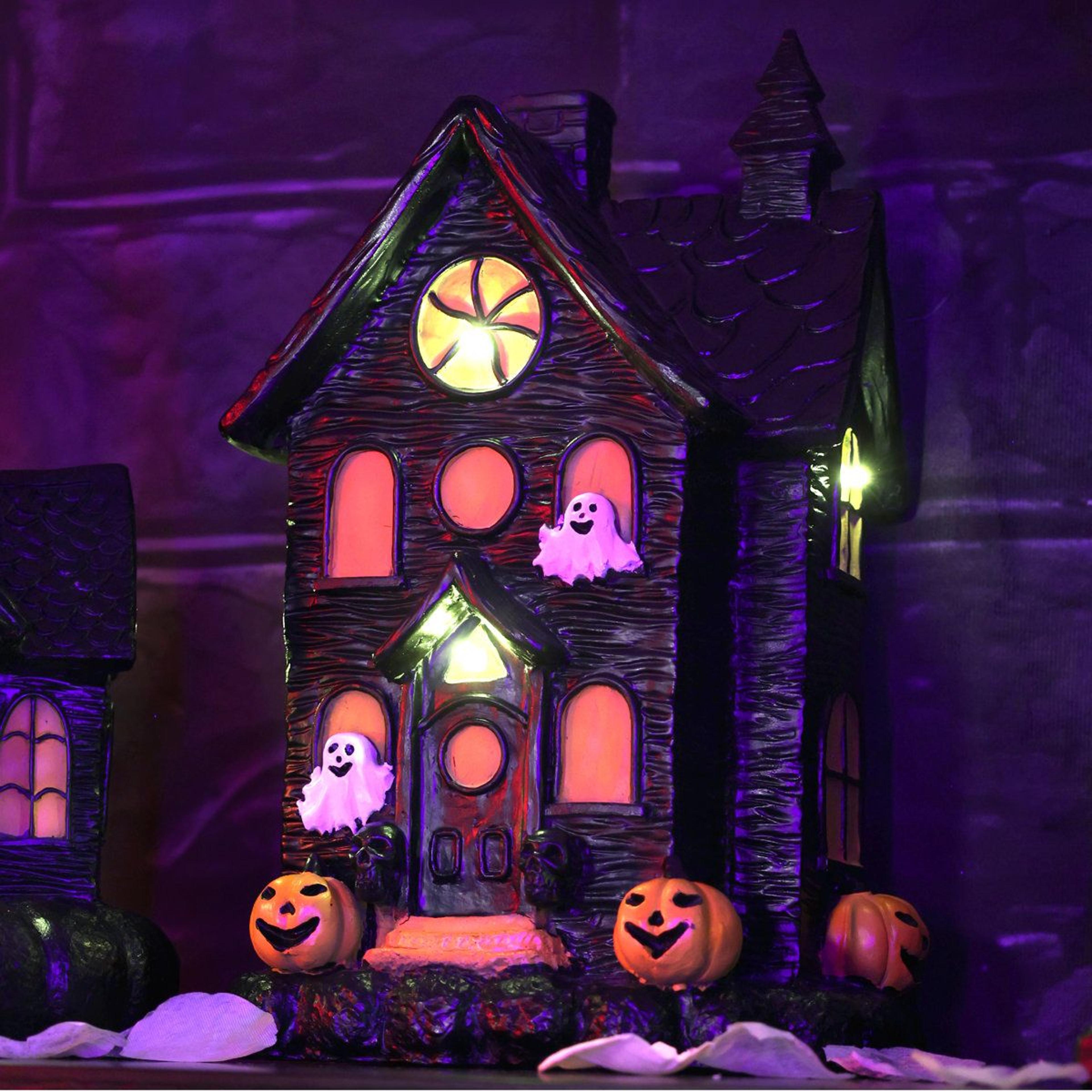 Three Piece Lighted Haunted House Set With LED Lights For Halloween Decor 11