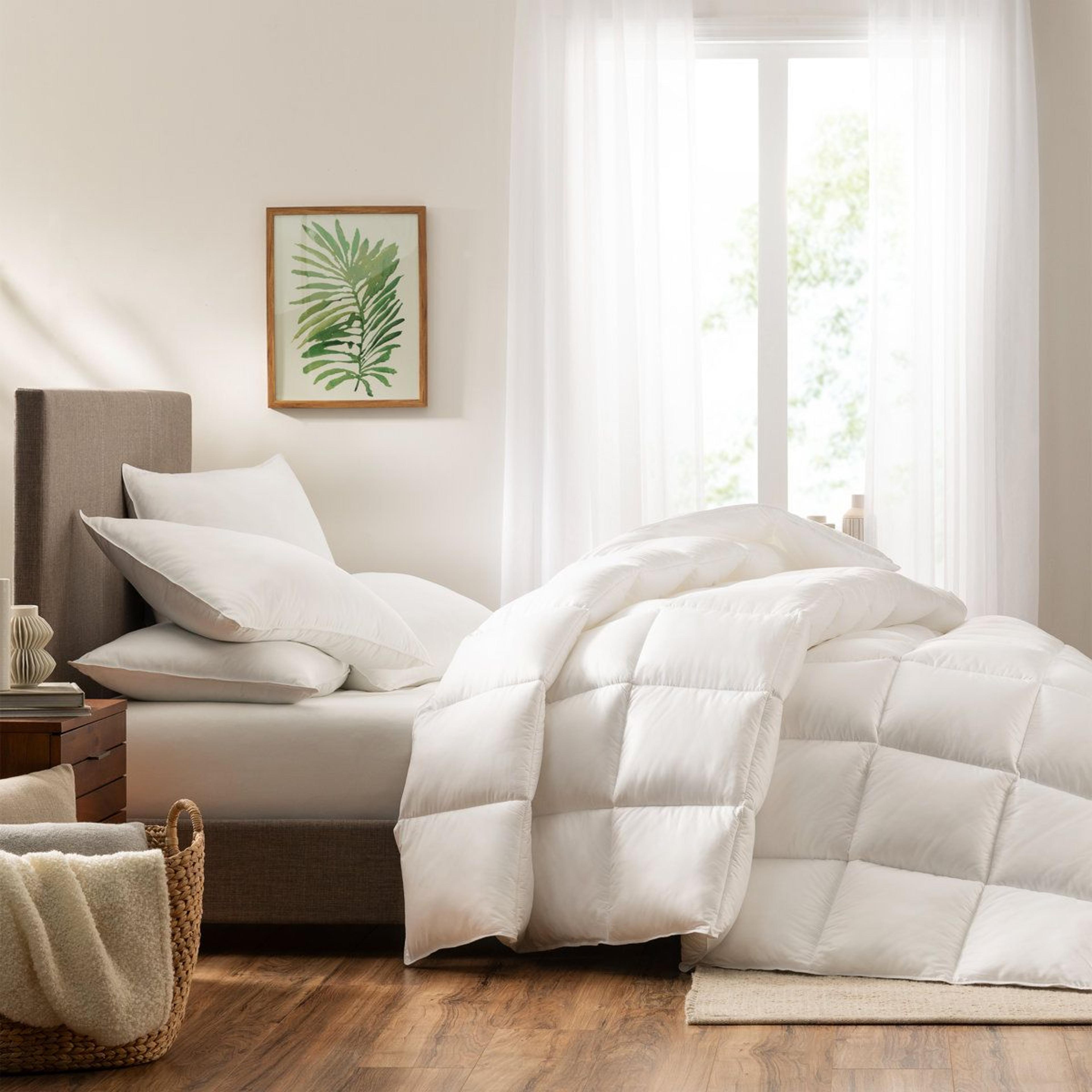 Winter Down Alternative Comforter With Soft Microfiber Cover 3