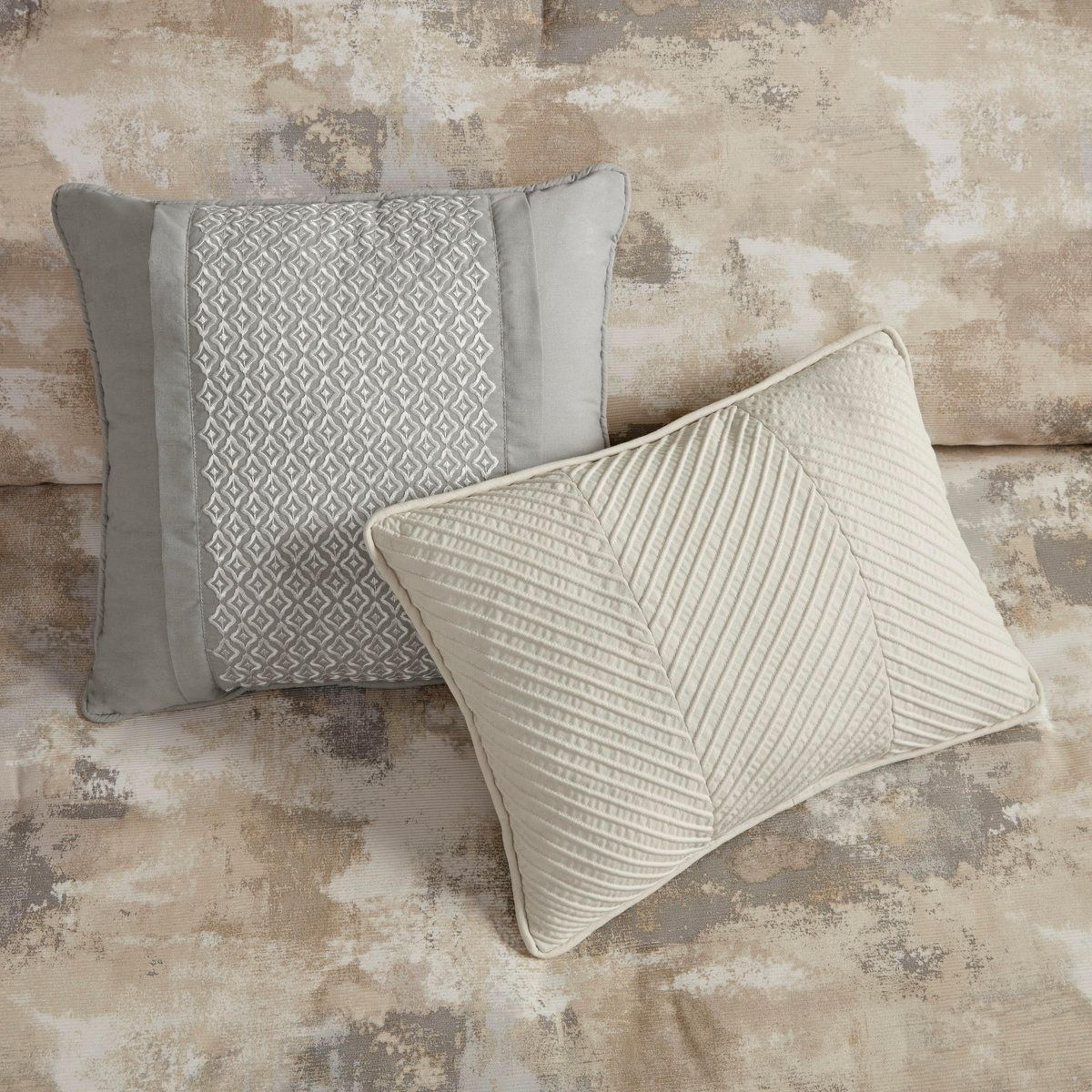 King Comforter Set 7 Piece Gray Textured Cotton Blend Reversible Bedding 2