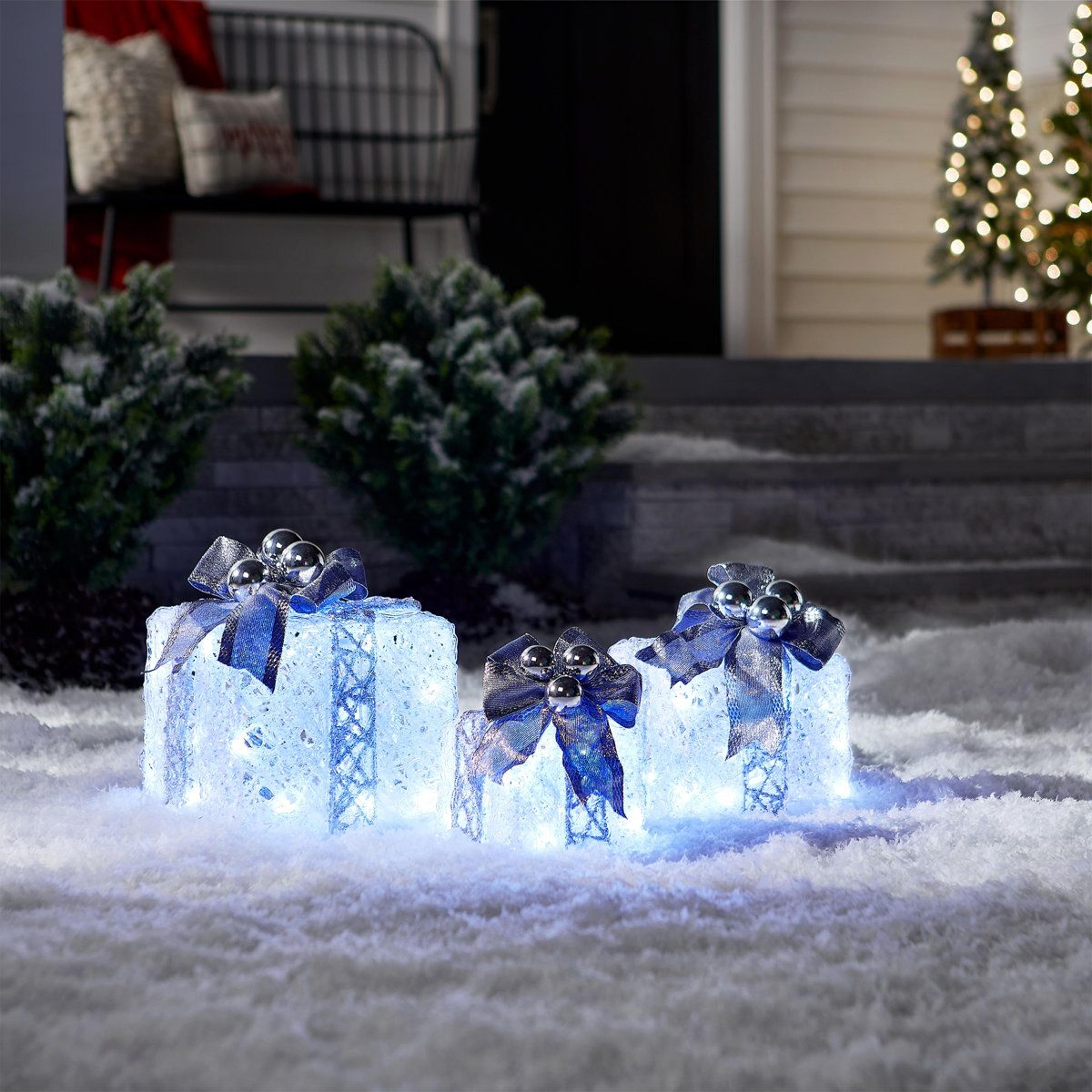 LED Lighted Christmas Gift Boxes 3 Piece White And Silver Holiday Decoration Set 1