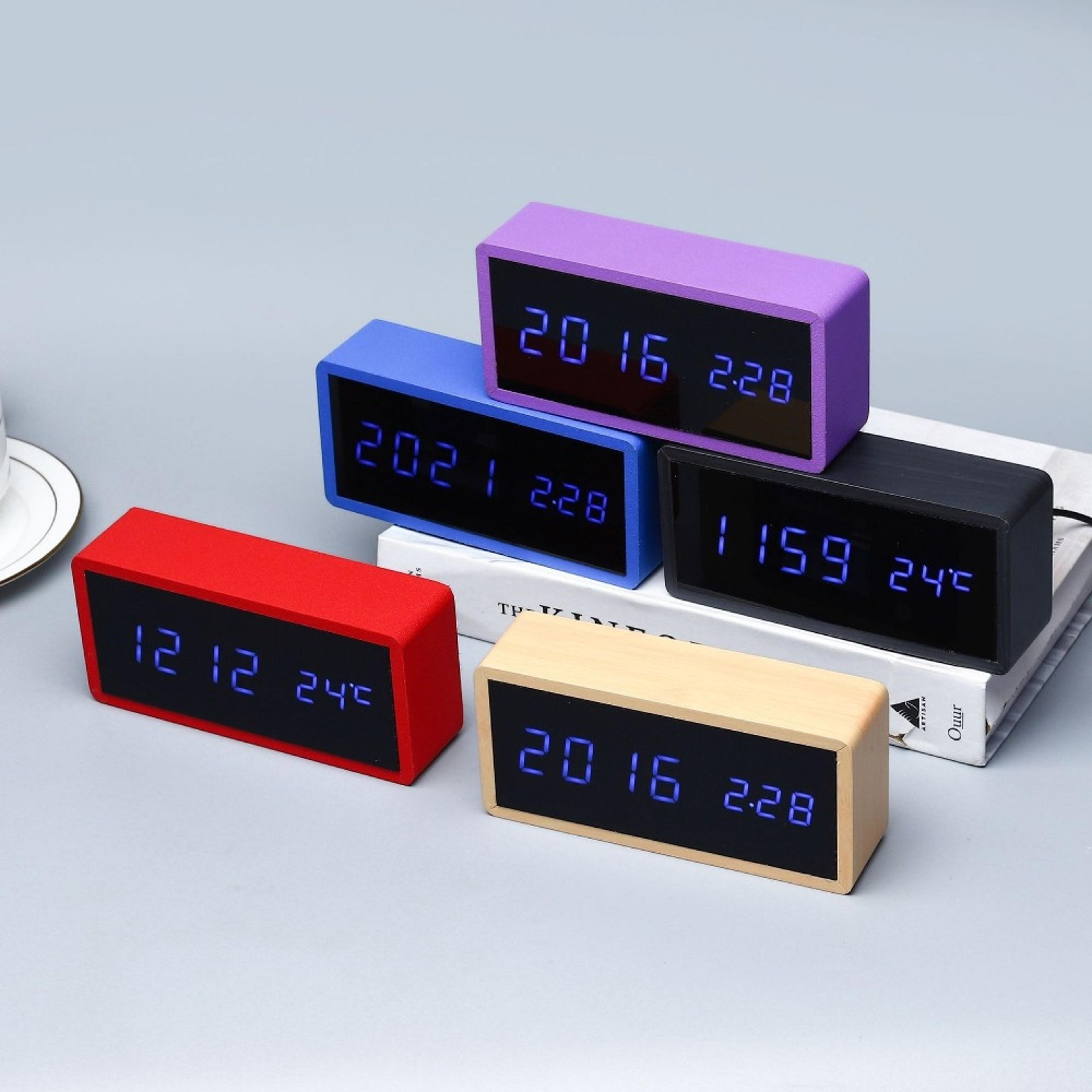 Bamboo Wooden LED Alarm Clock With Temperature Display Mirror Digital Desk Clock For Betal Table Ho 8