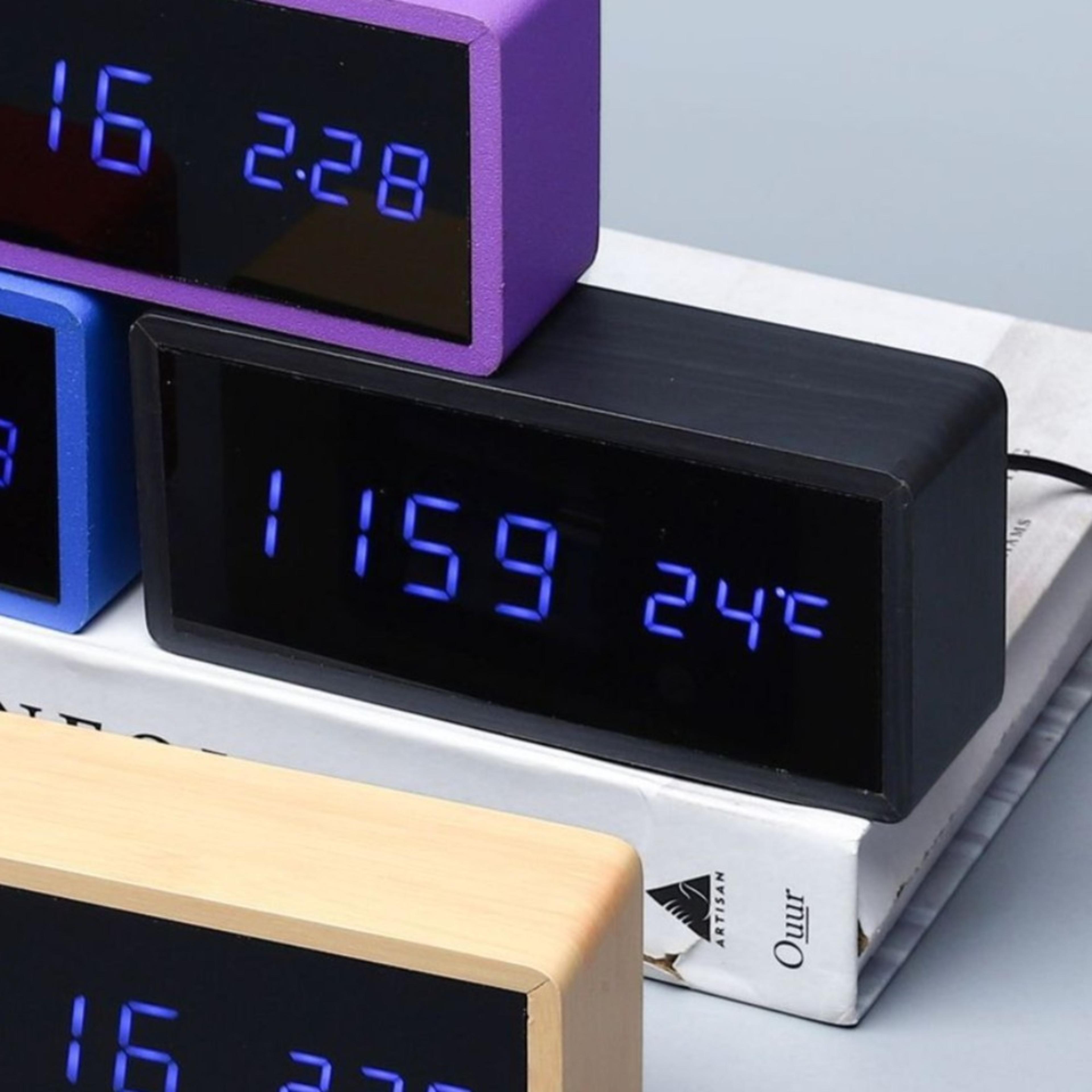 Bamboo Wooden LED Alarm Clock With Temperature Display Mirror Digital Desk Clock For Betal Table Ho 3