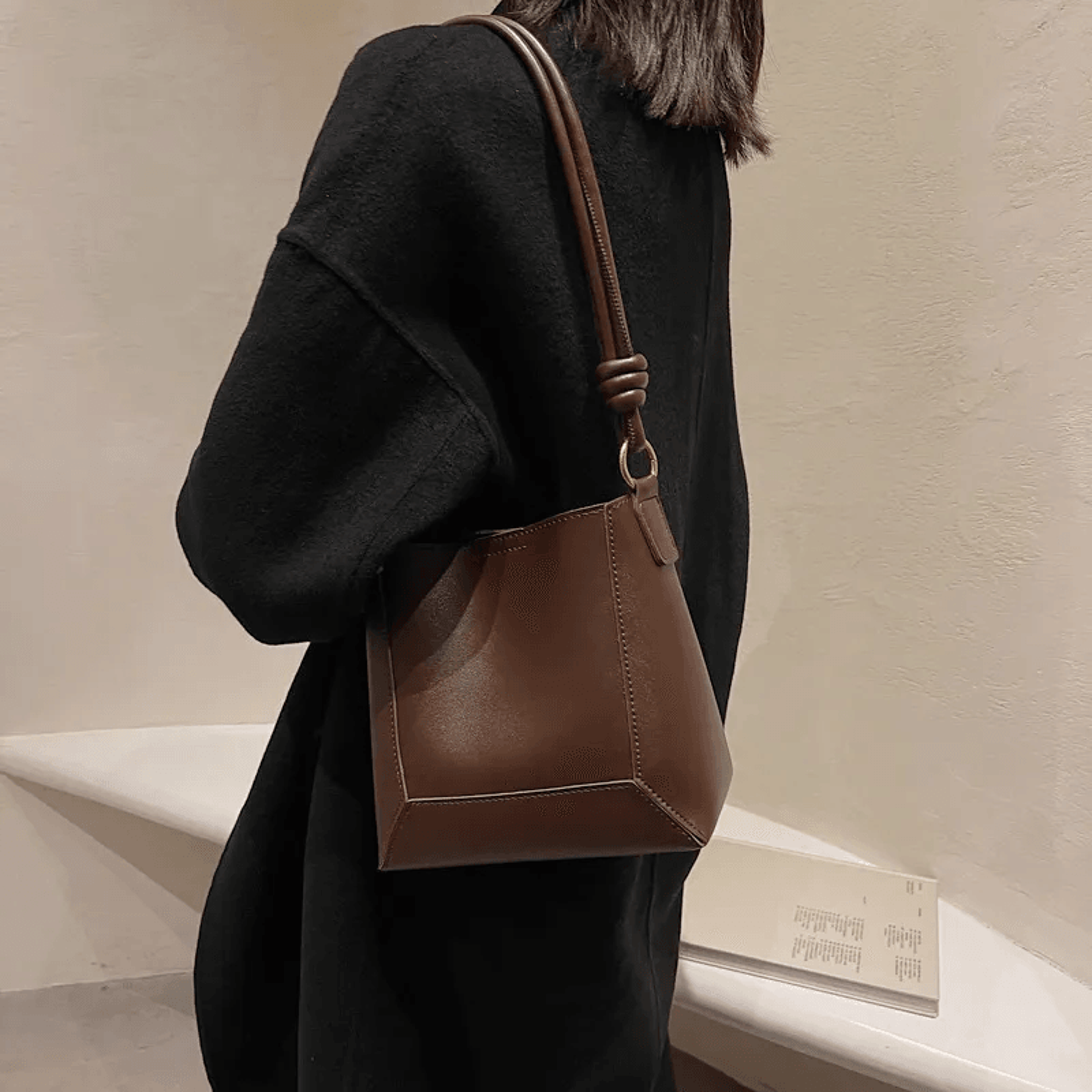 Retro PU Shoulder Crossbody Bucket Bag For Women 5