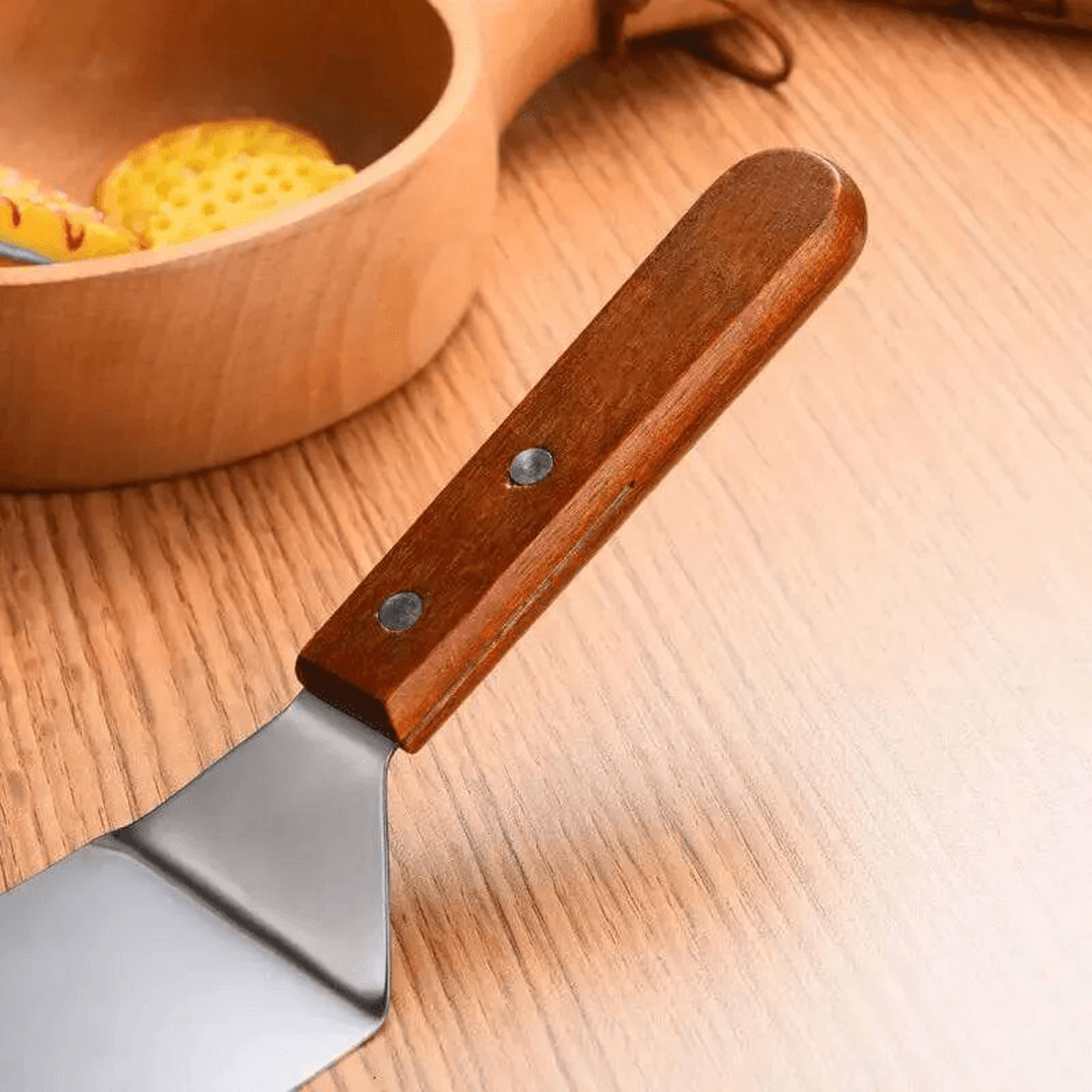 Stainless Steel Wooden Handle Frying Spatula For Pancakes Steaks And Fish 2