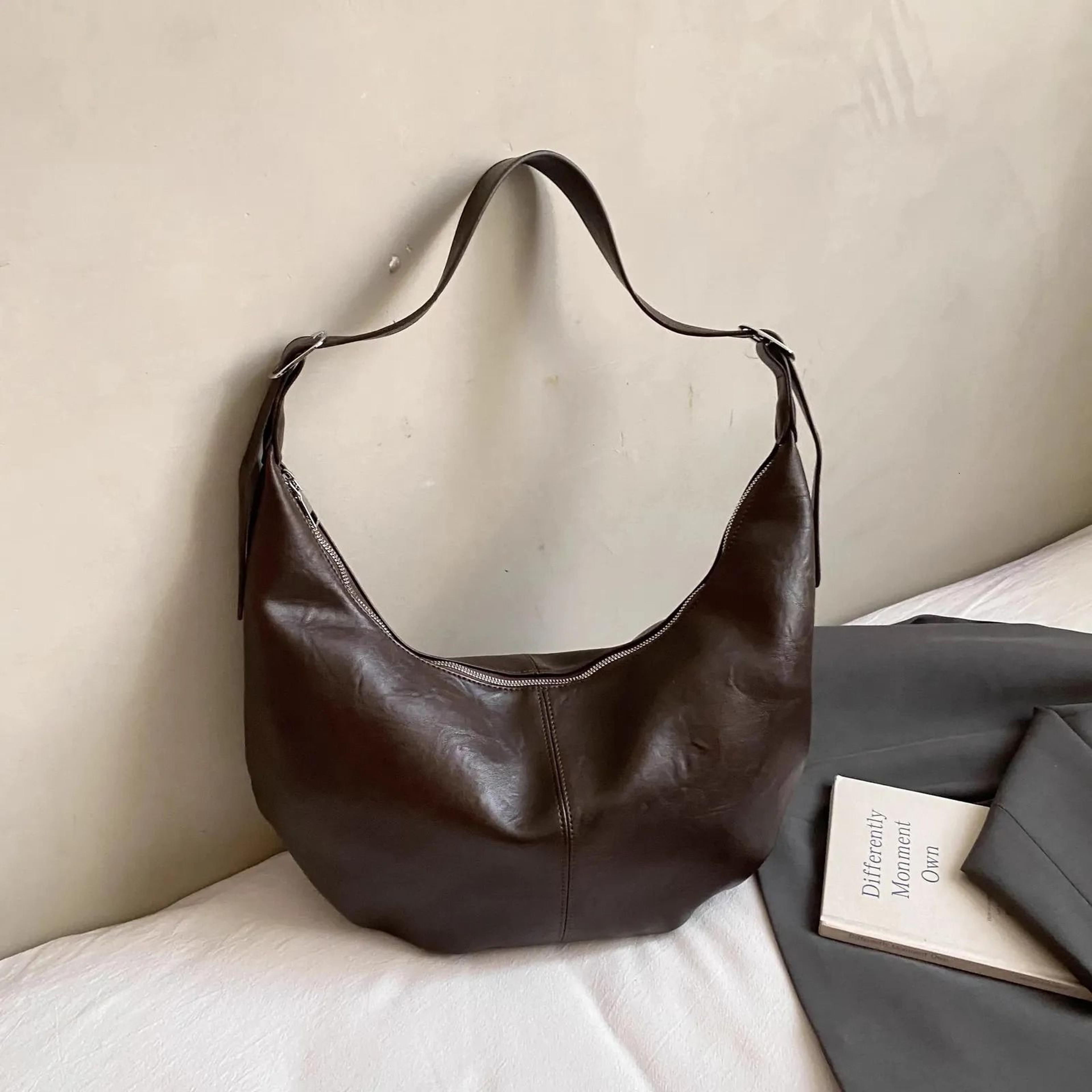 Vintage PU Leather Half Moon Shoulder Bag For Women 3