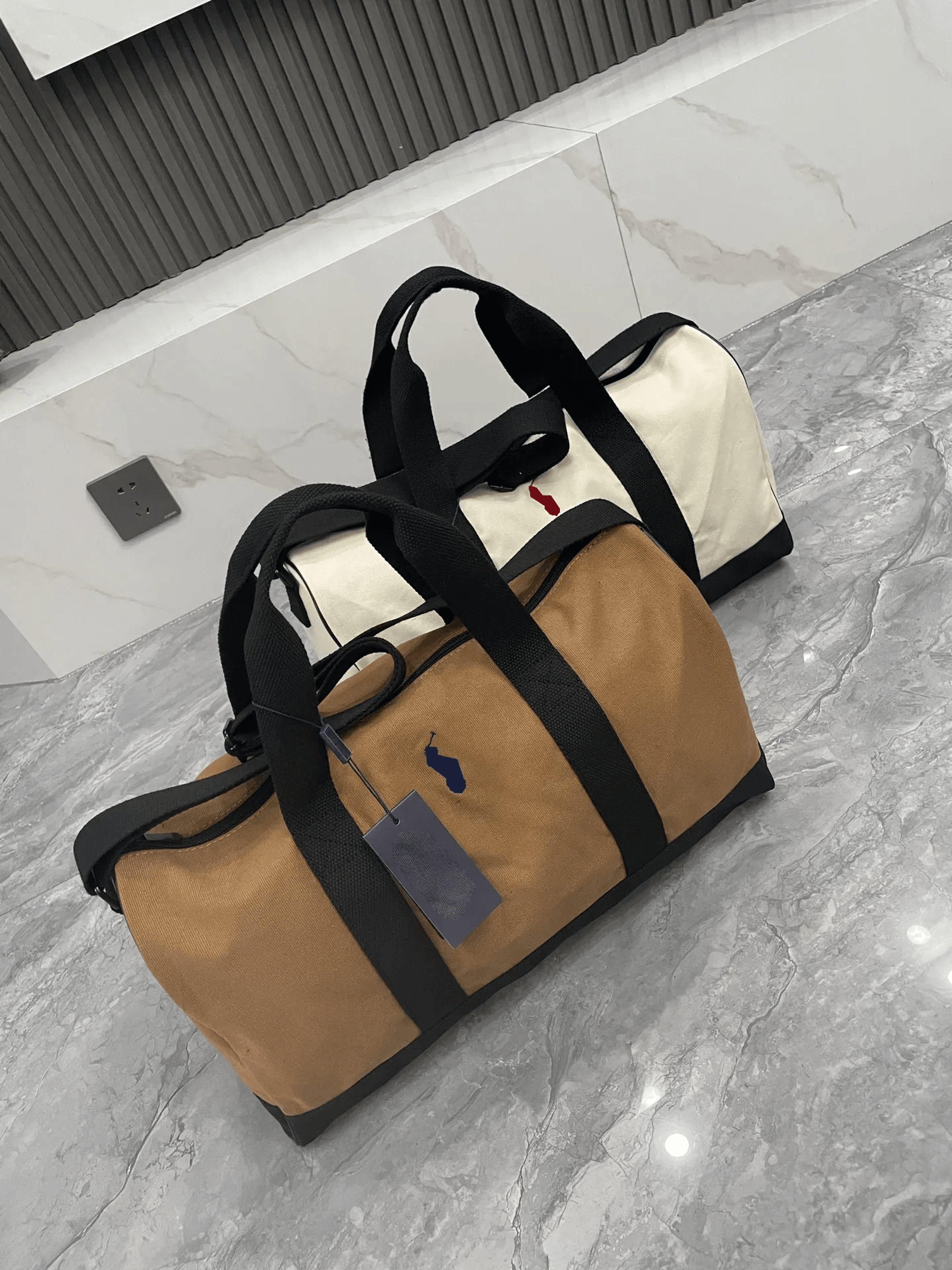 Embroidered Canvas Travel Bag Large Capacity Shoulder Crossbody Bag For Men And Women 2