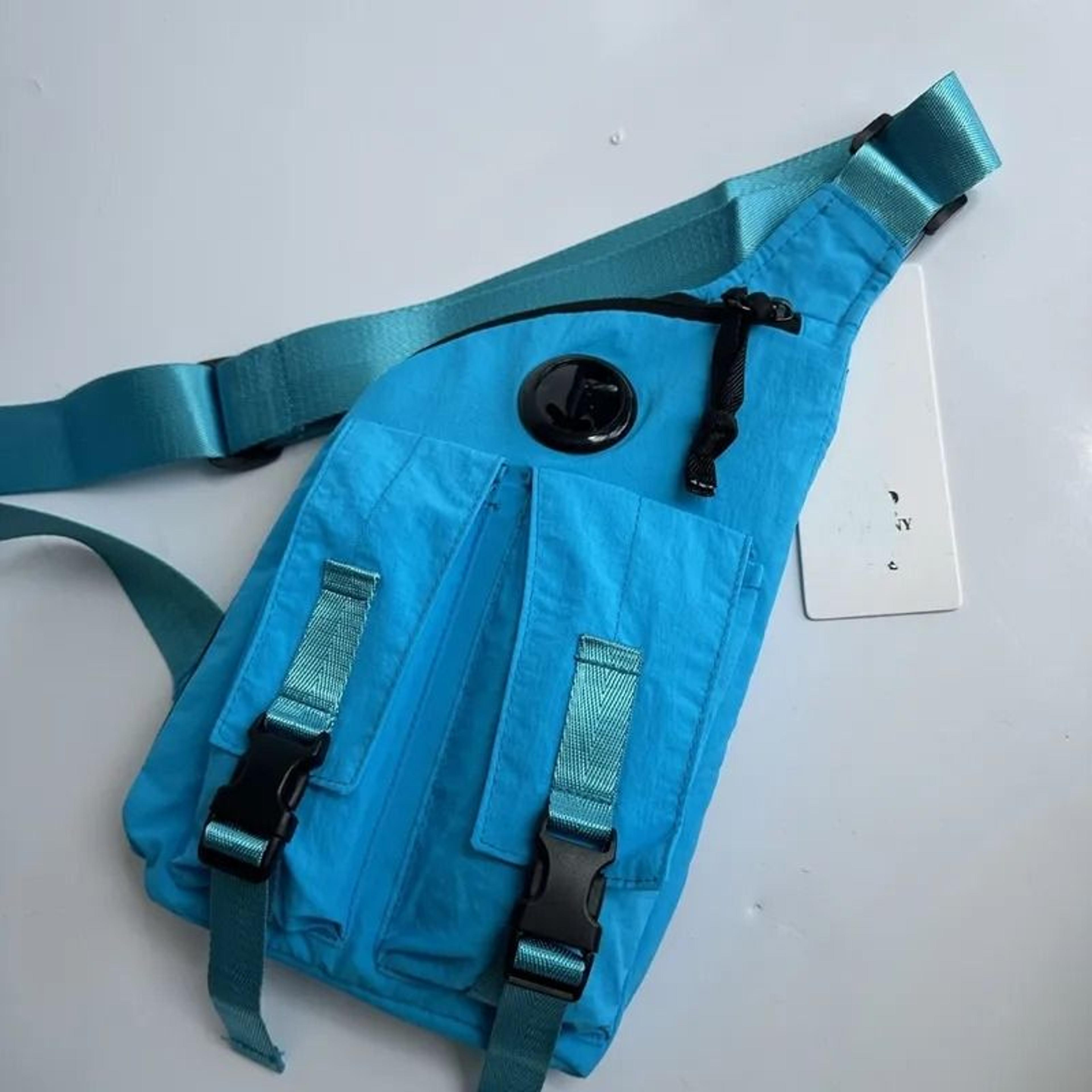 Crossbody Sling Bag Compact Shoulder Bag For Daily Carry 4