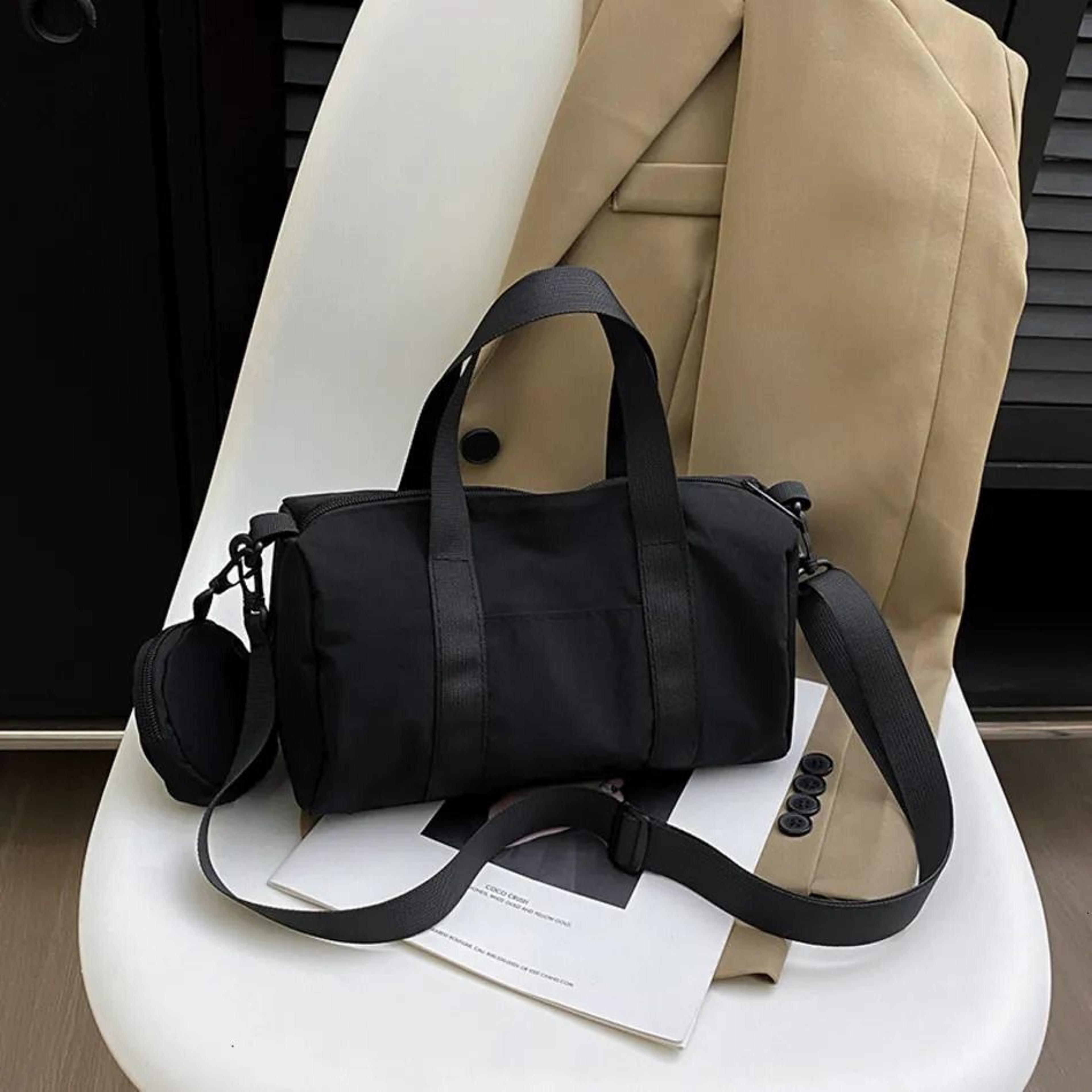 women large capacity textured shoulder and crossbody bag