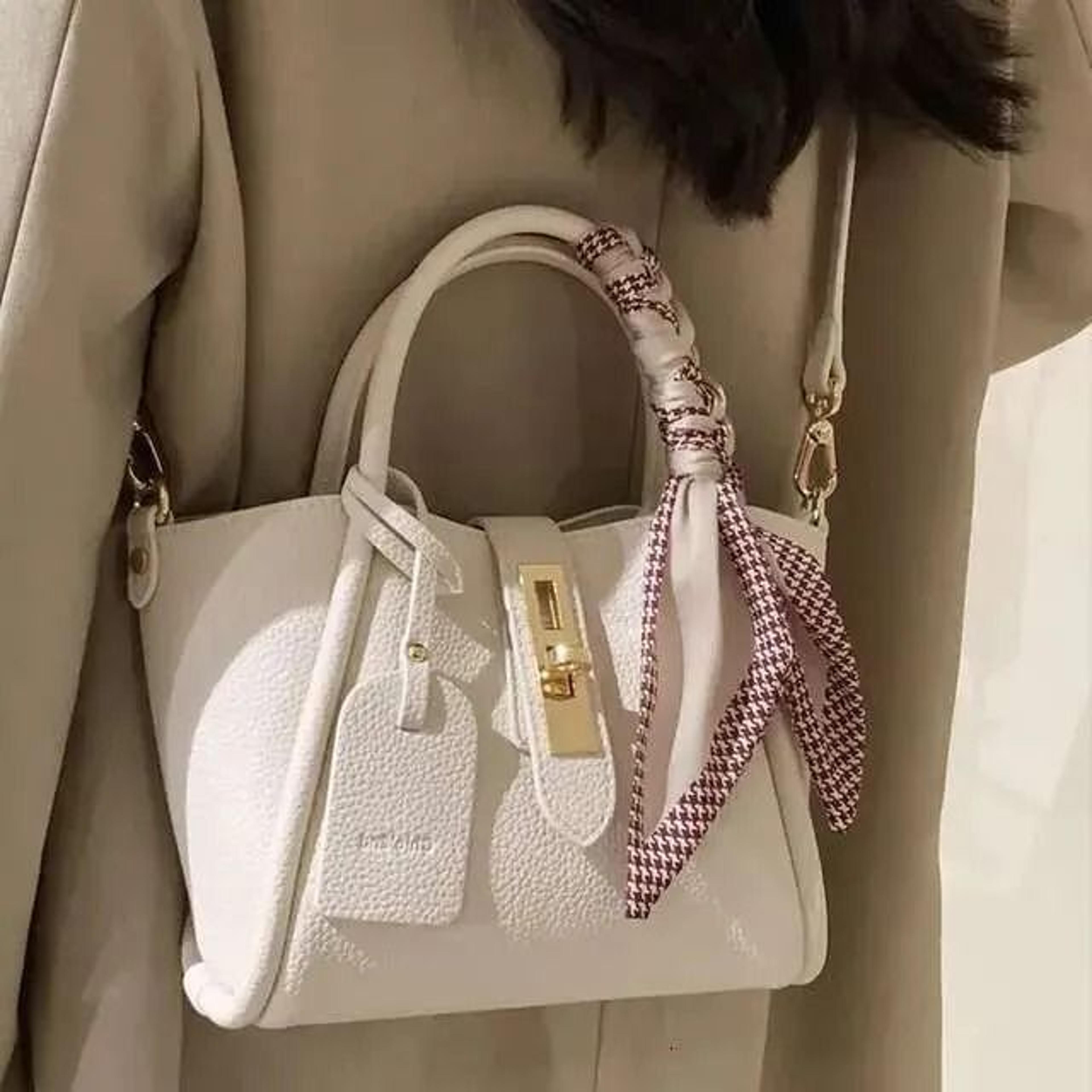 women fashion shoulder and crossbody tote handbag