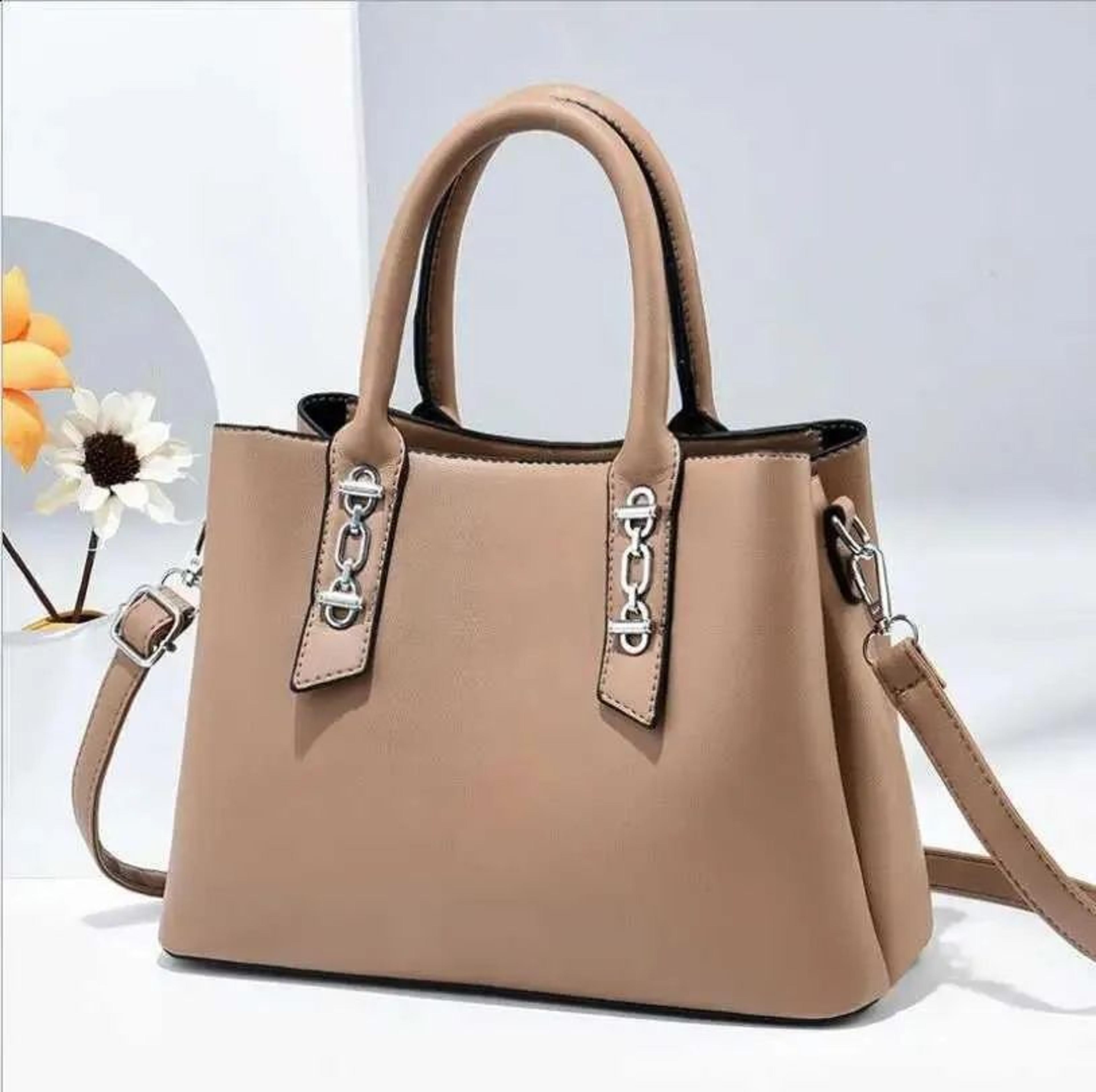 large capacity crossbody tote bag with minimalist shoulder design