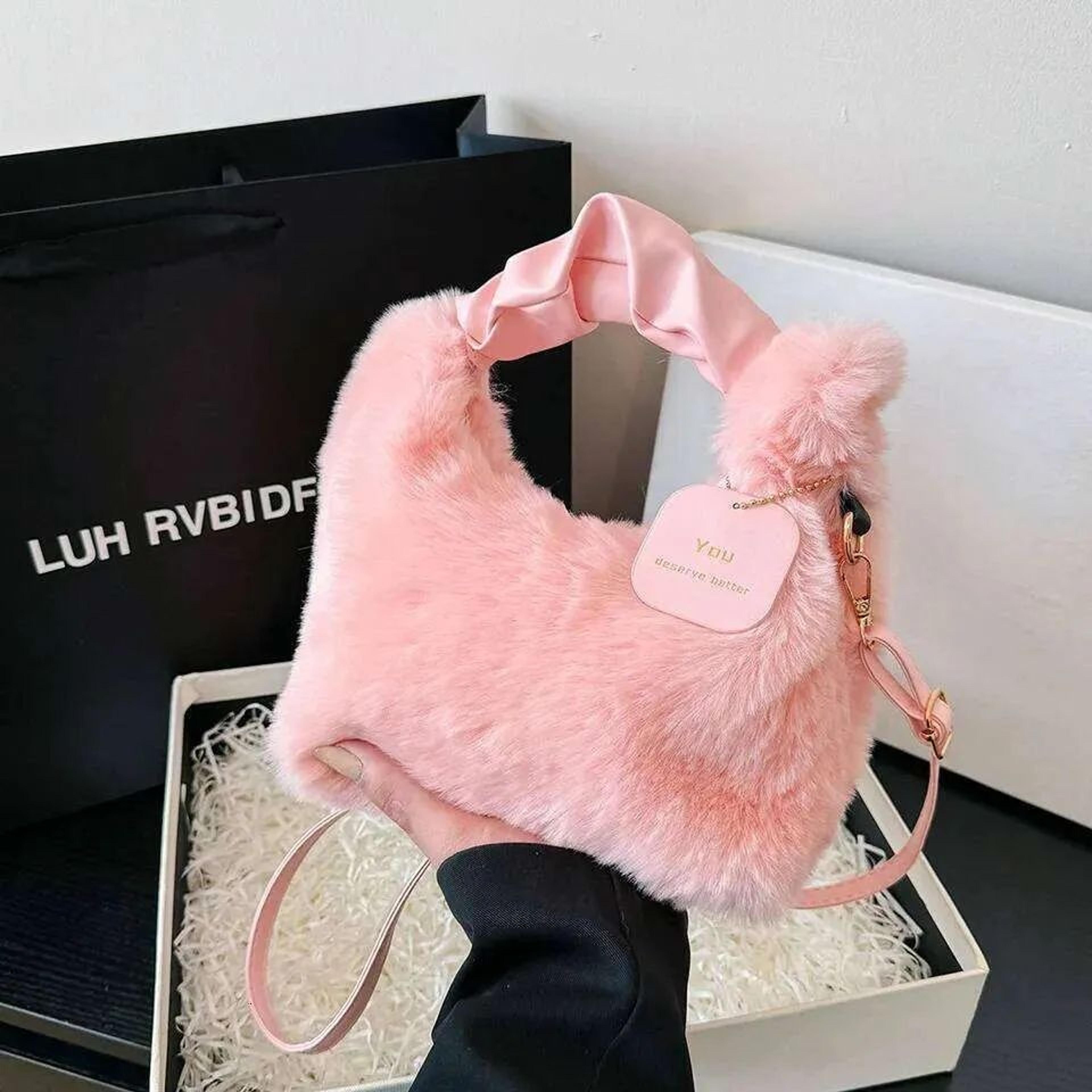 women plush furry crossbody handbag for fall and winter