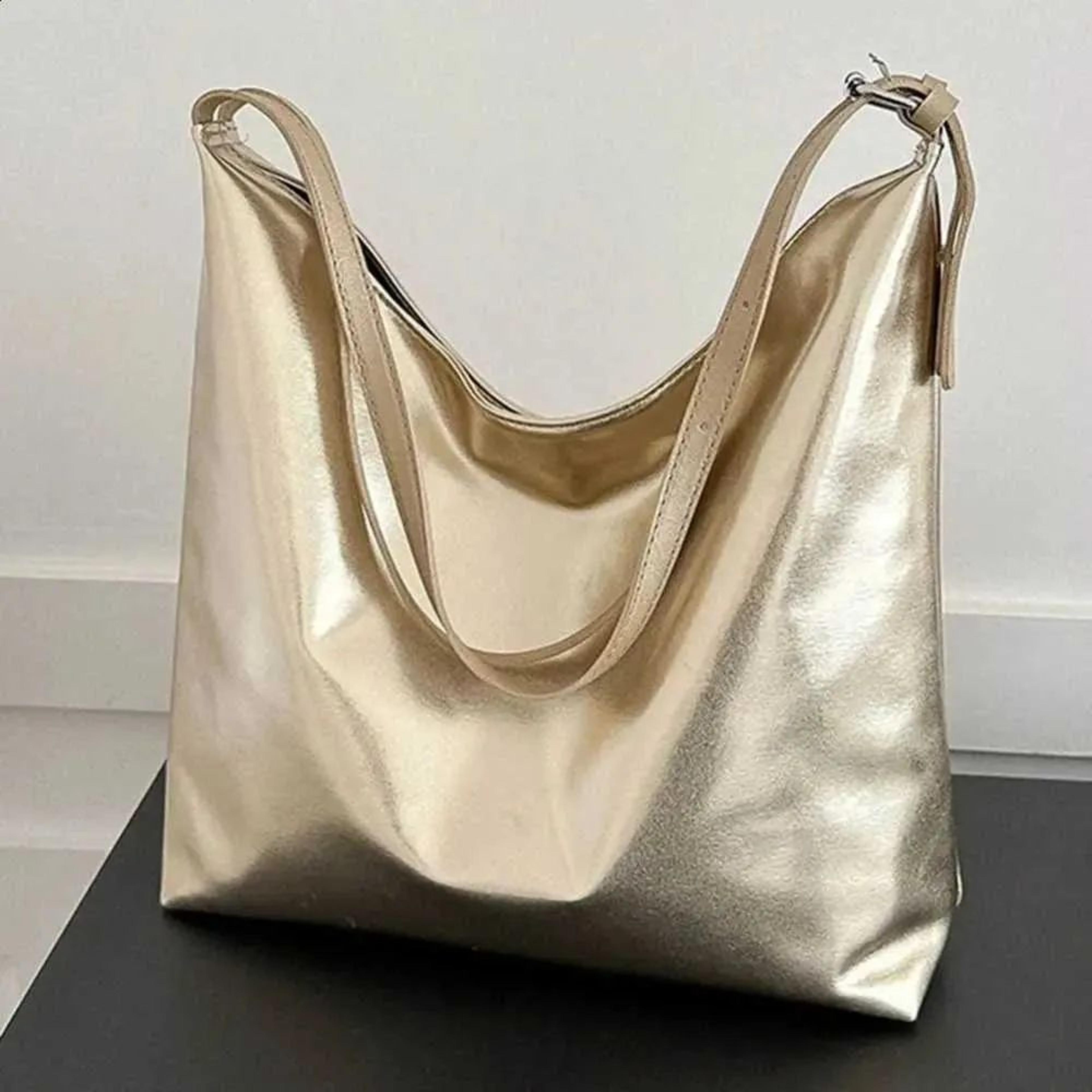 women pu leather tote bag with metallic finish and spacious interior