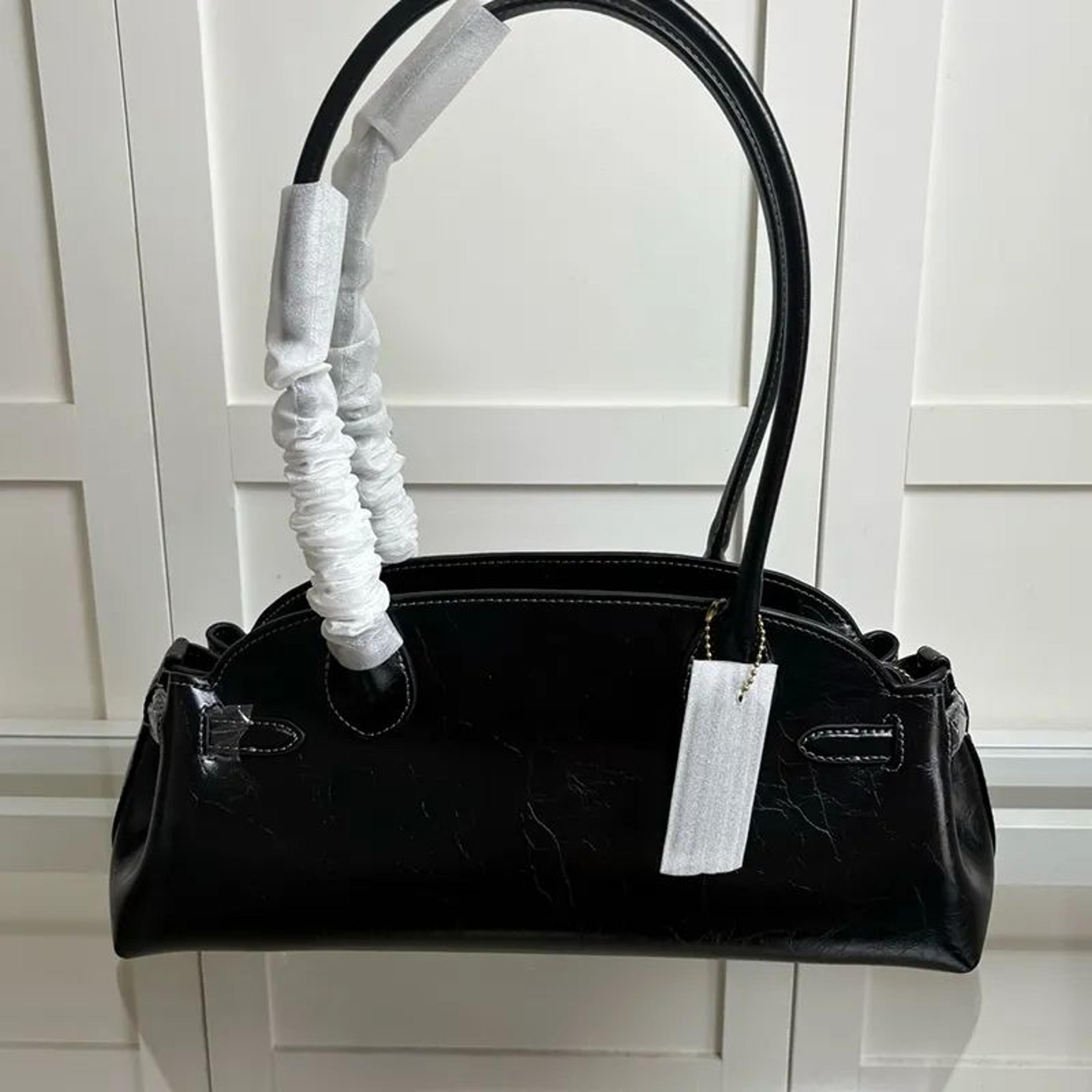Merlot Red Womens Carryall Handbag Elegant Fashion Purse For Parties 3
