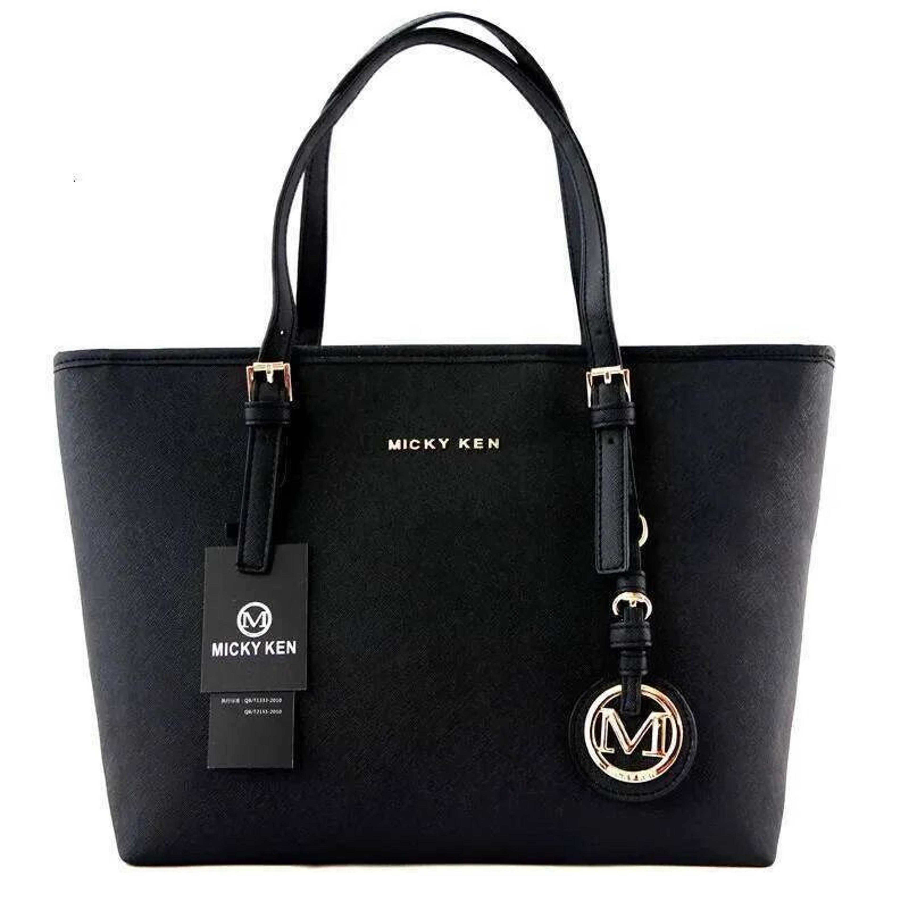 women high-capacity tote bag with shoulder and crossbody carry