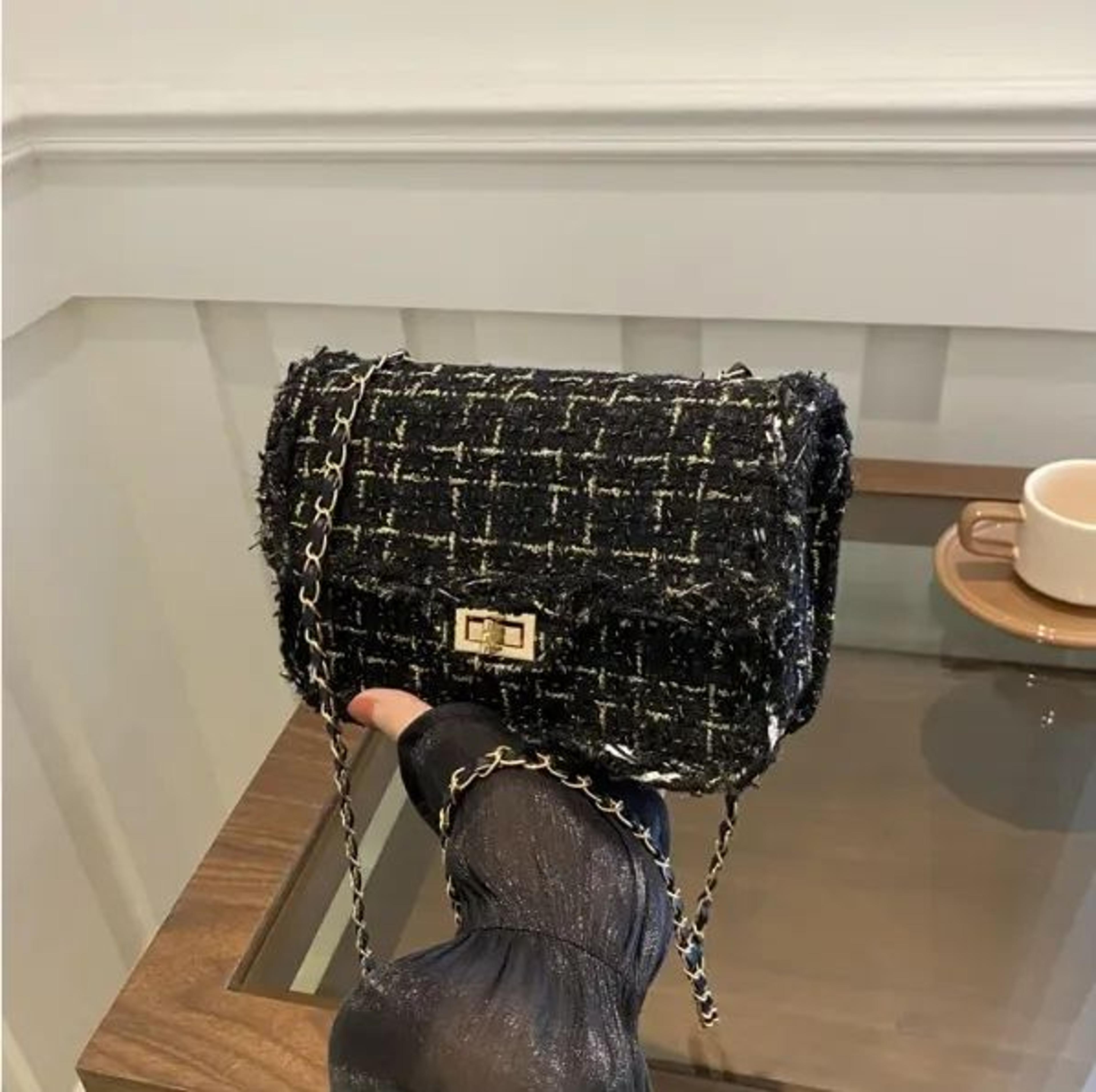 tweed shoulder bag for women with quilted plaid design and chain strap