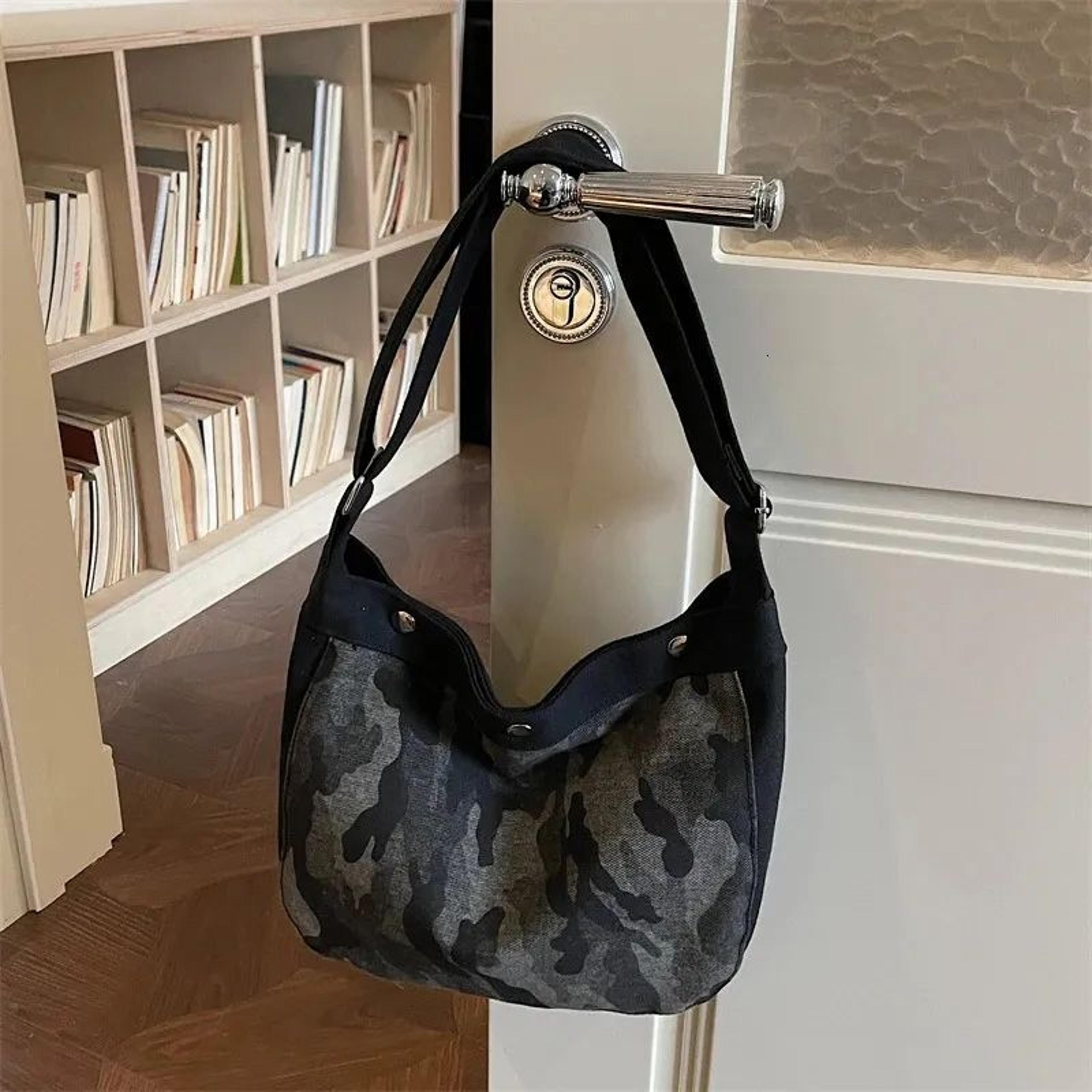 Camouflage Canvas Hobo Shoulder Bag For Women Retro Army Green Crossbody Purse 2