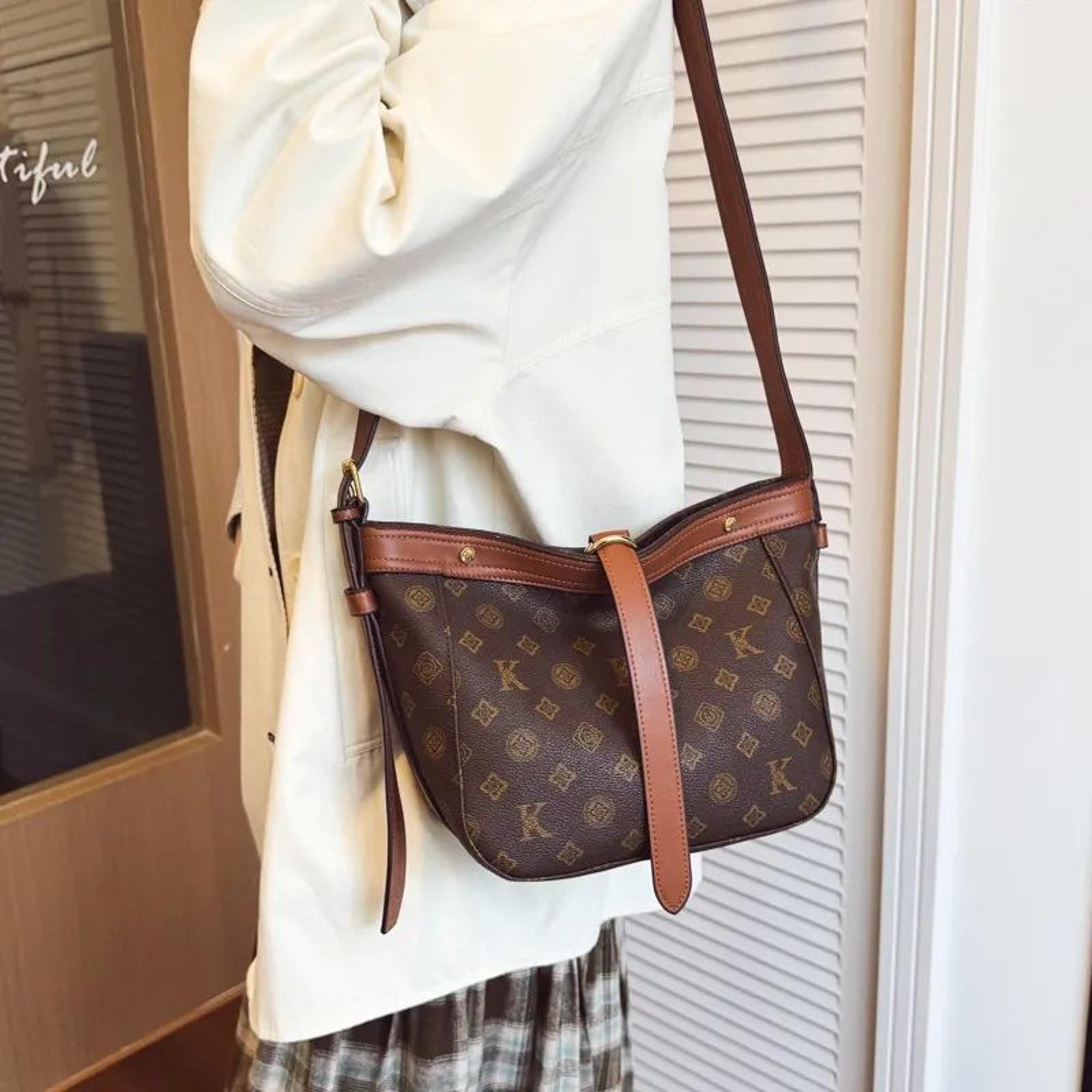 vintage printed shoulder bag for women large capacity crossbody bag