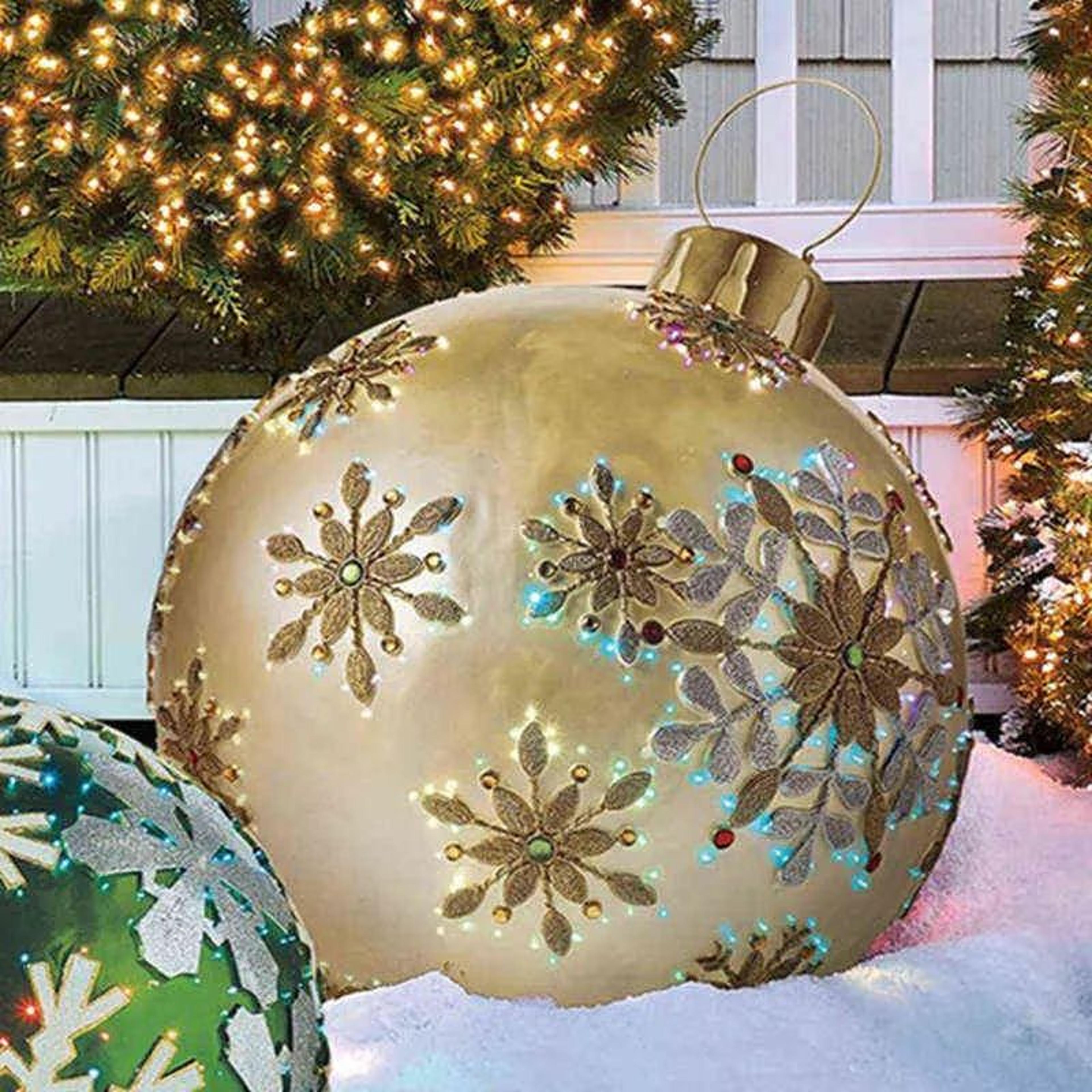 Inflatable Christmas Ornament Ball With Lights For Outdoor Holiday Decor 4