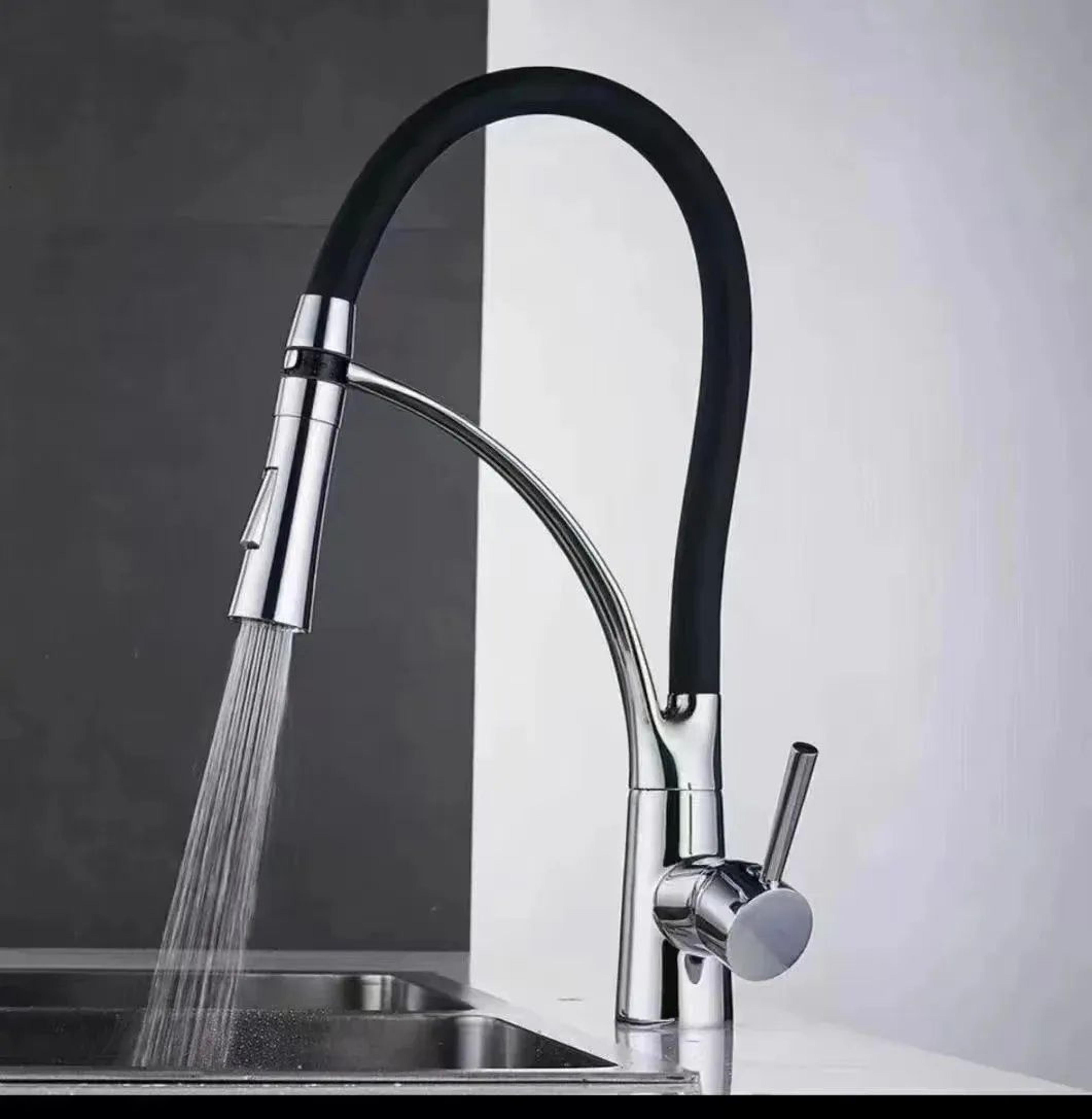 Swivel PullDown Kitchen Faucet With Black Hose And Hot And Cold Water Mixer 5
