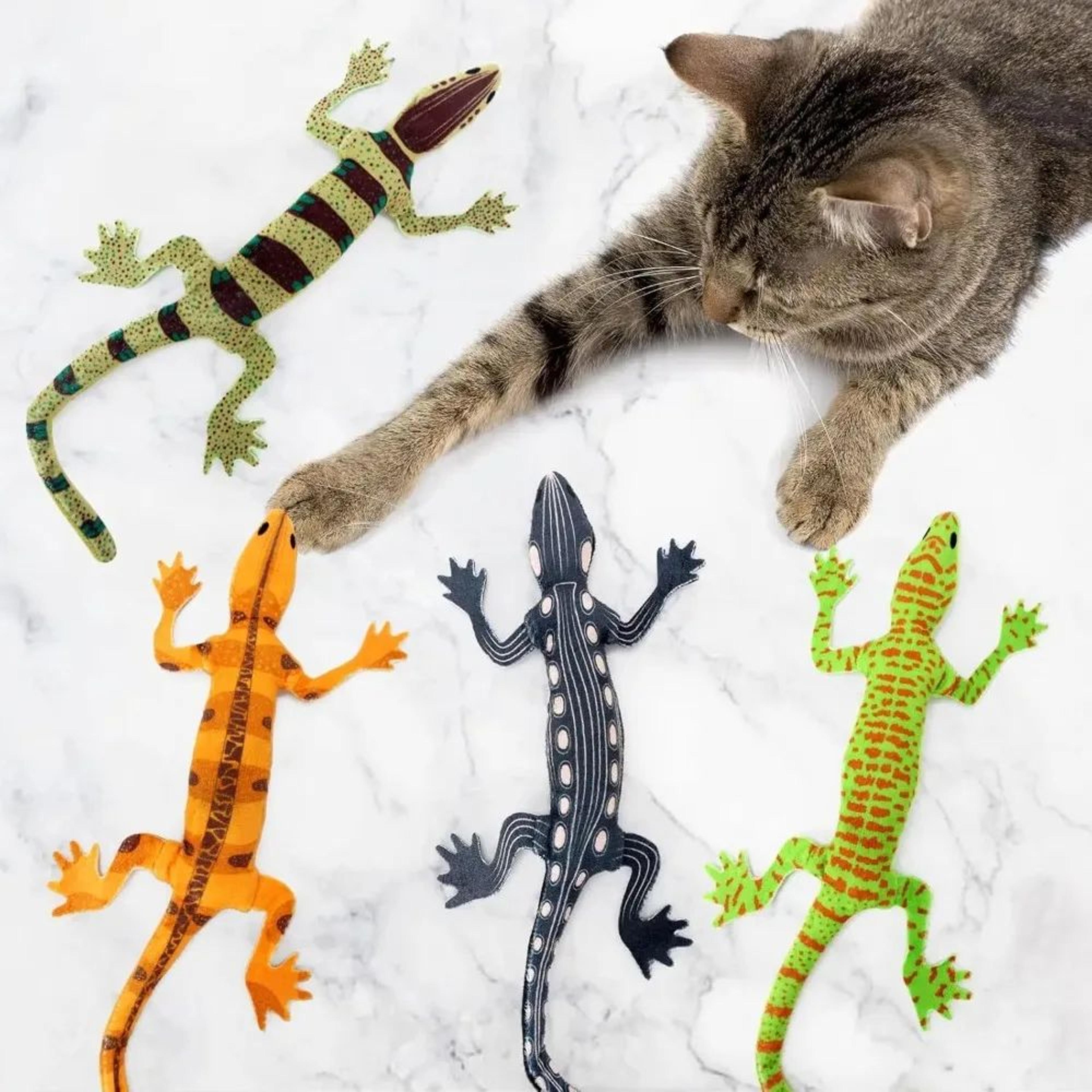 bite-resistant catnip lizard chew toy – teeth cleaning interactive indoor cat toy for kittens & cats (halloween gift)