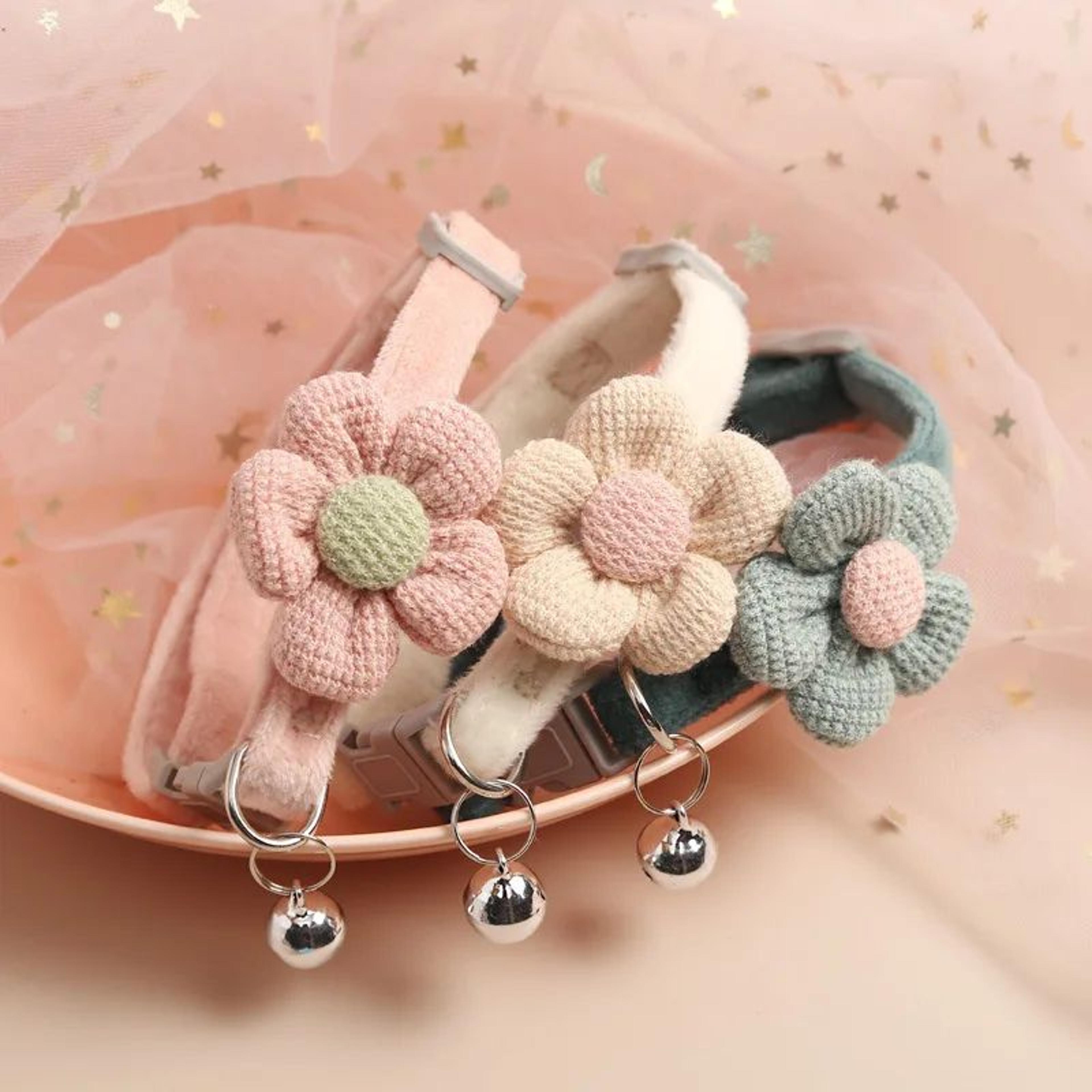 cute flower cat collar with bell – adjustable buckle kitten collar for small cats & small dogs