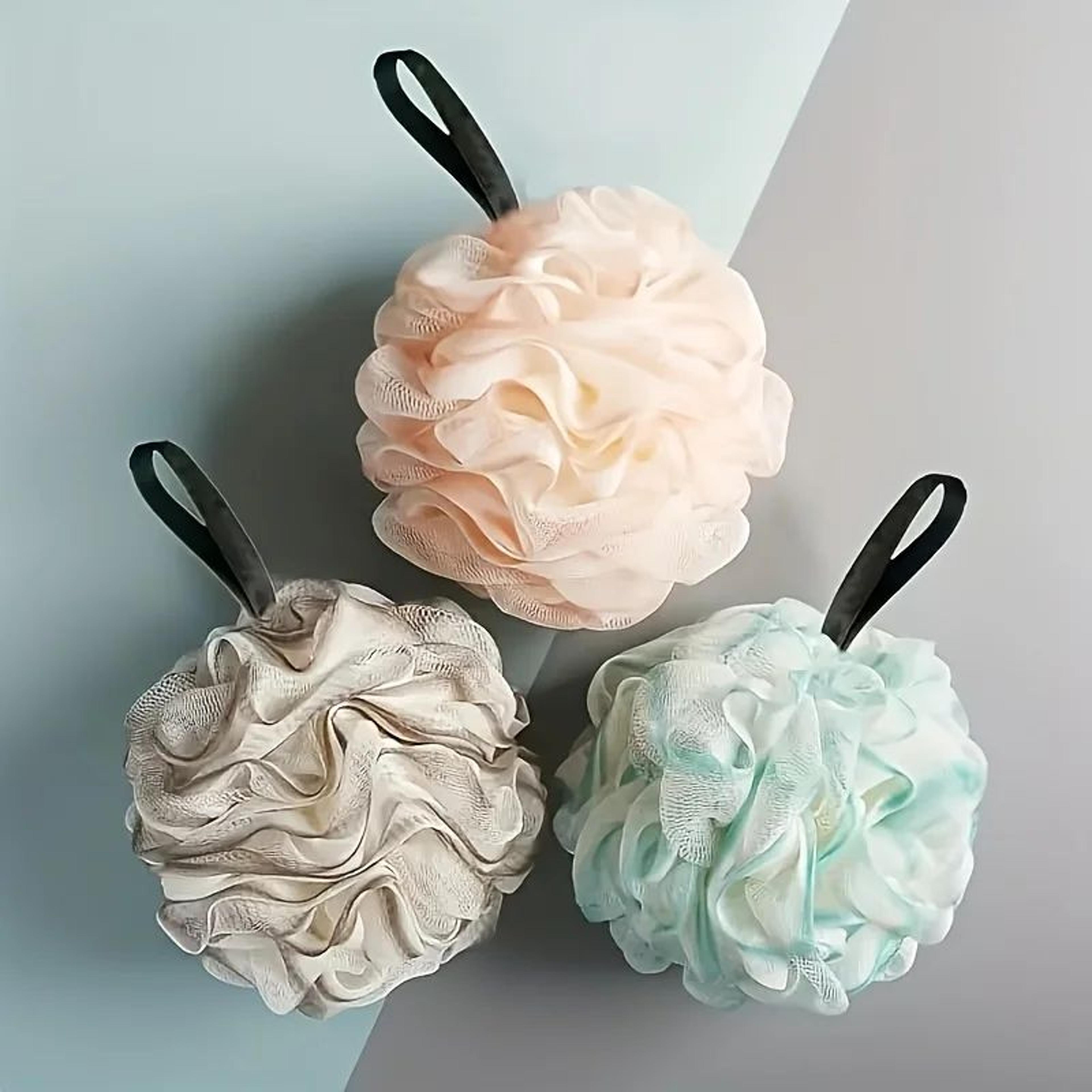 Luxury Shower Loofah Bath Sponge Super Soft Exfoliating Body Pouf Rich Lathering Shower Ball With H 1