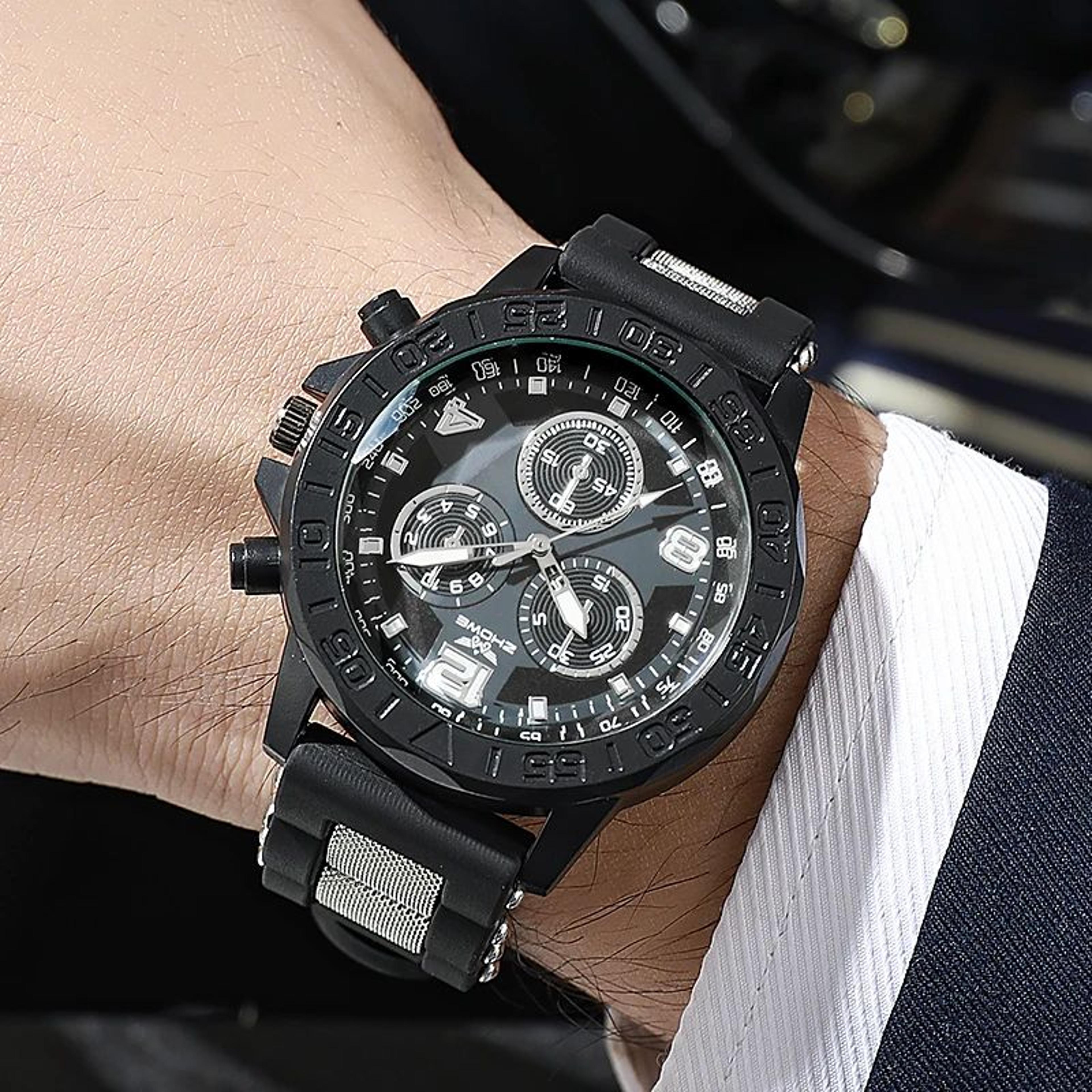 Refined Sport Luxe Silicone Quartz Watch With Faux ThreeEye Dial Design 8