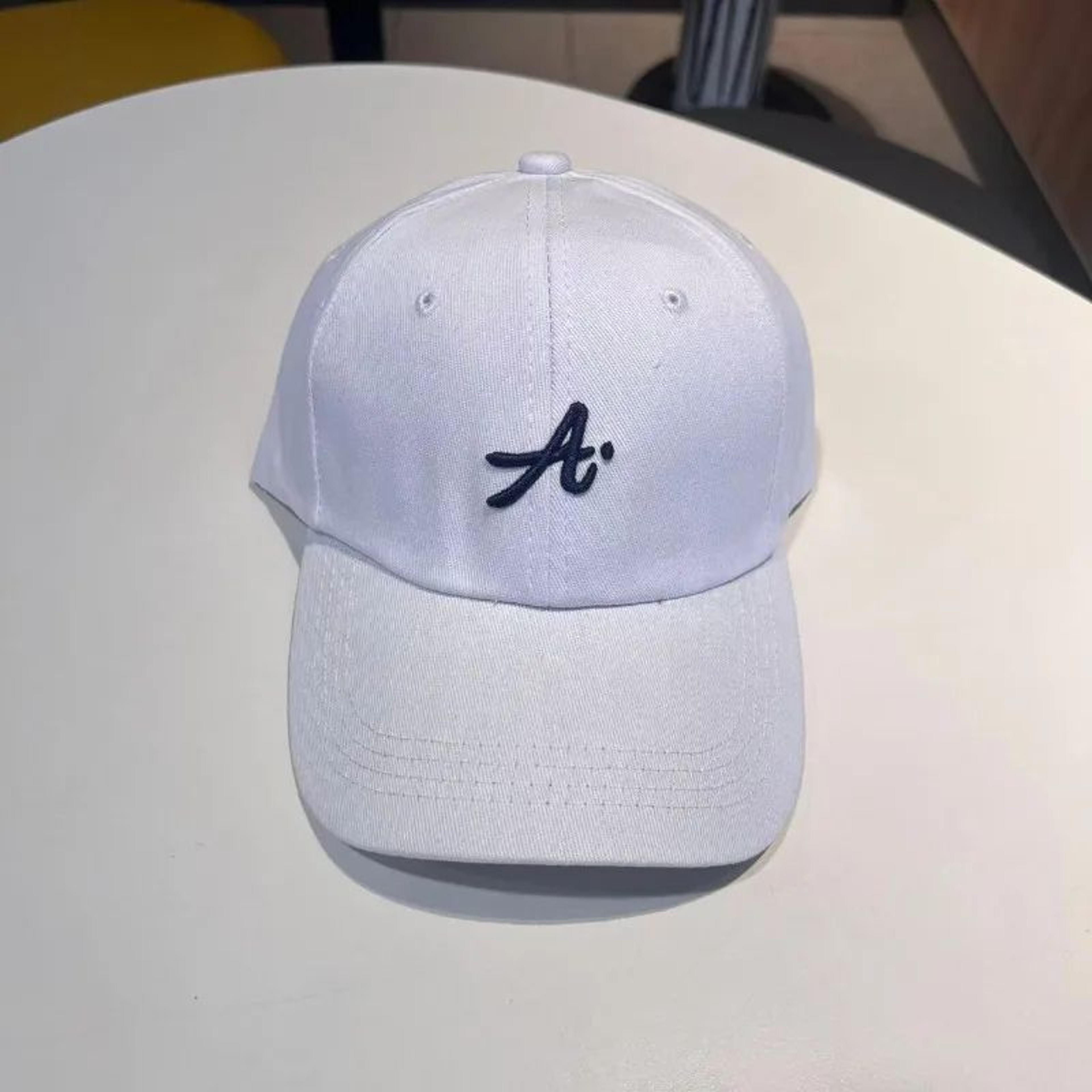 Retro 3D Letter Embroidered Baseball Cap  Adjustable Big Head Duckbill Hat 4