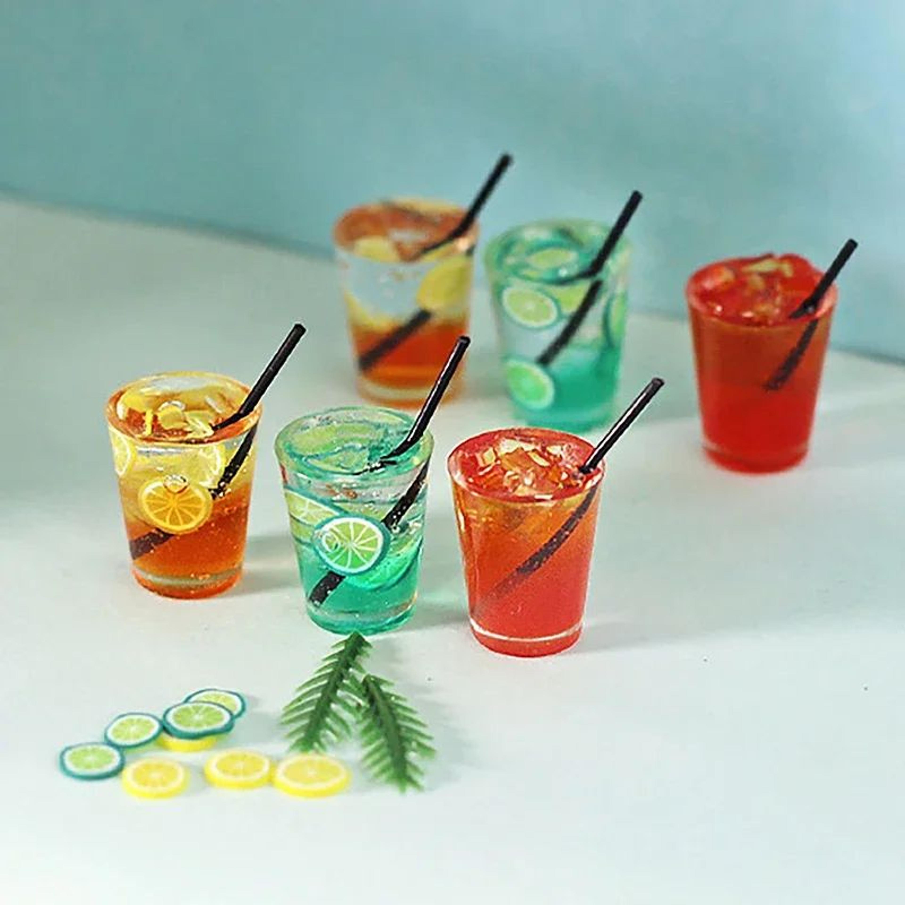 miniature cocktail drink dollhouse accessories – resin mini bar drinks for 1:6 & 1:12 dollhouse decor