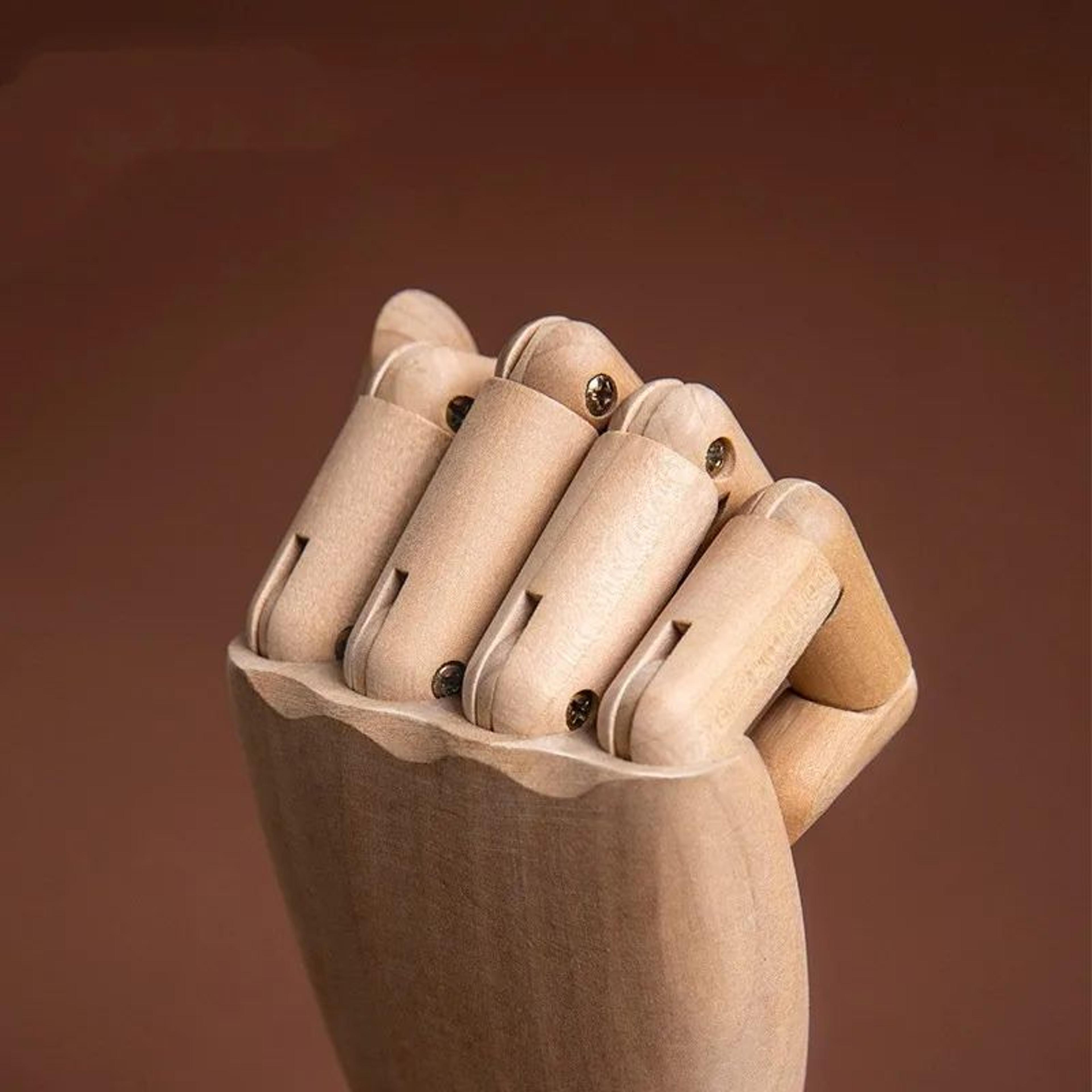 Articulated Wooden Sketch Mannequin  Adjustable Artist Drawing Model For Posing  Desk Decor 2
