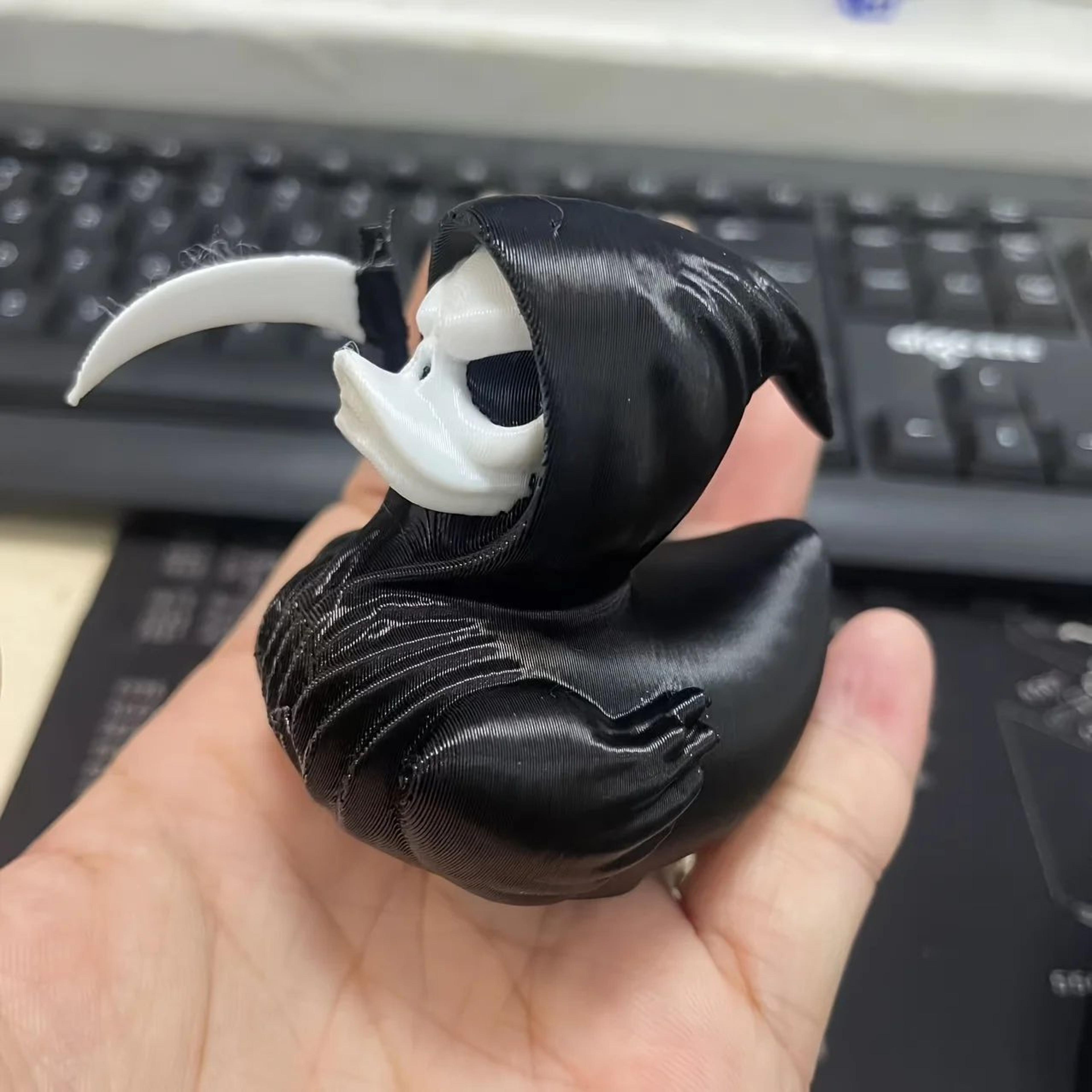 Grim Reaper Duck Statue  3D Scary Resin Death Duck Figurine For Halloween Haunted House Party  Home 1