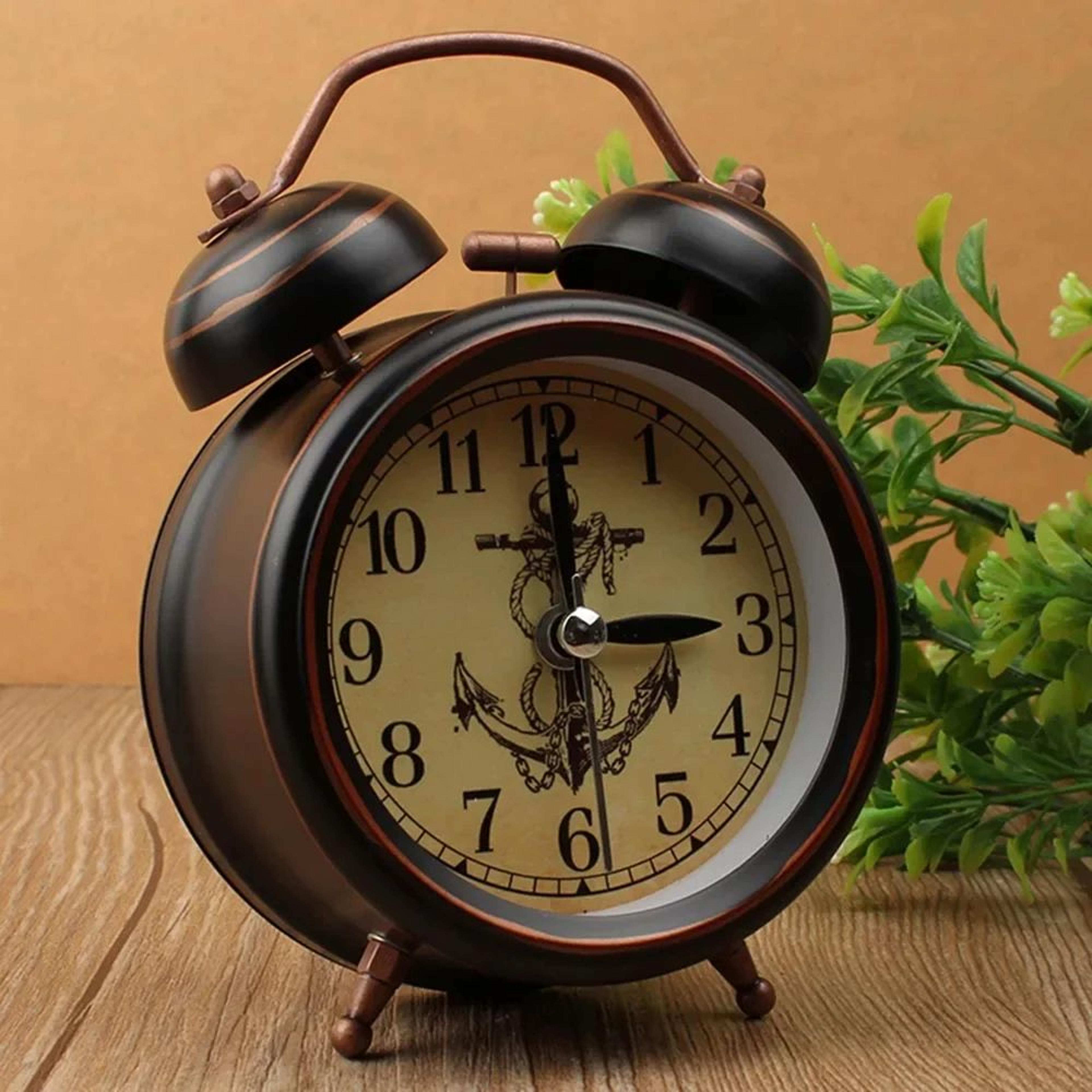 Vintage Metal Alarm Clock  European Retro Silent Bedside Table Clock With Night Light  Twin Bell Fo 2