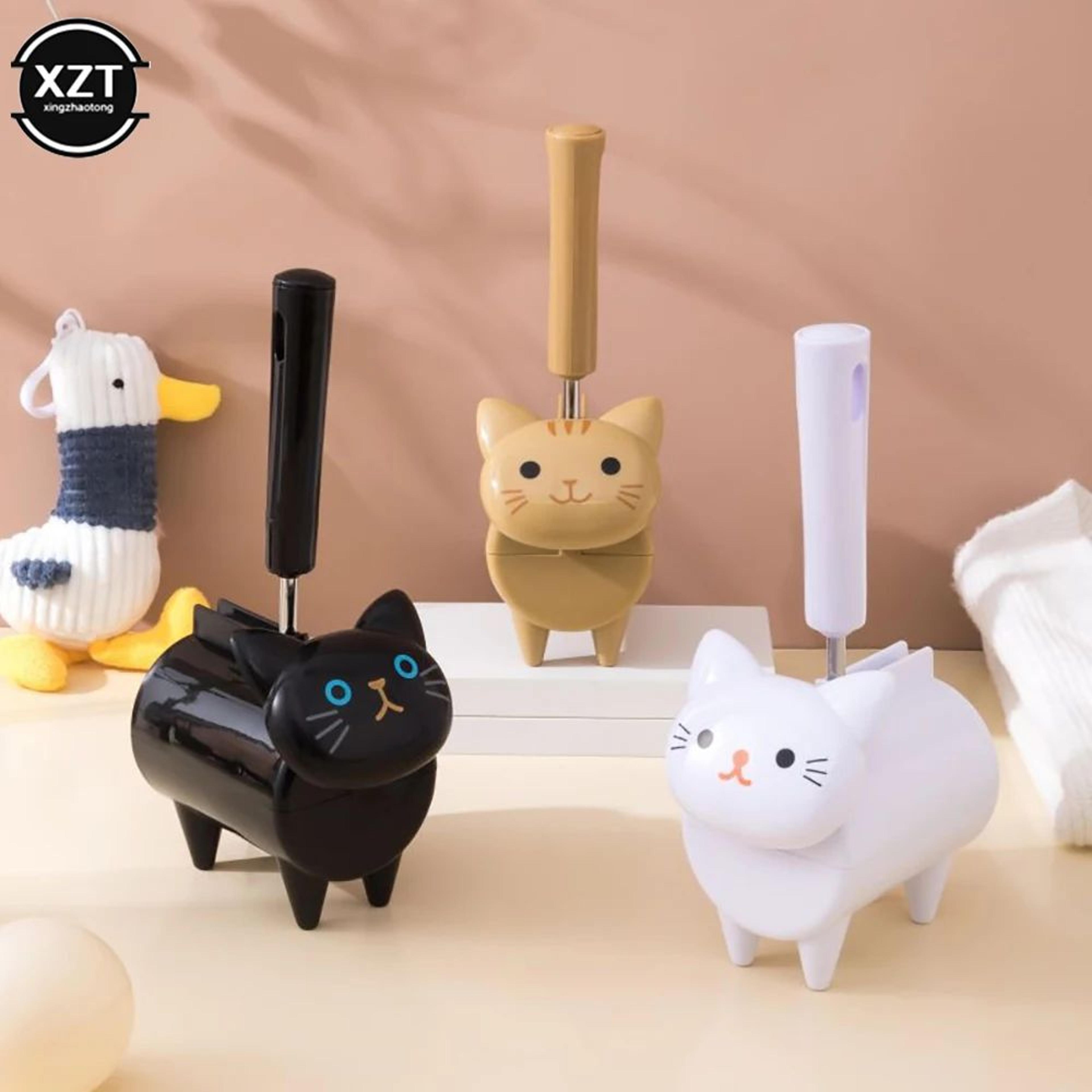 cute cat lint roller – portable pet hair remover for clothes & sofas, sticky dust cleanup with playful cleaning design